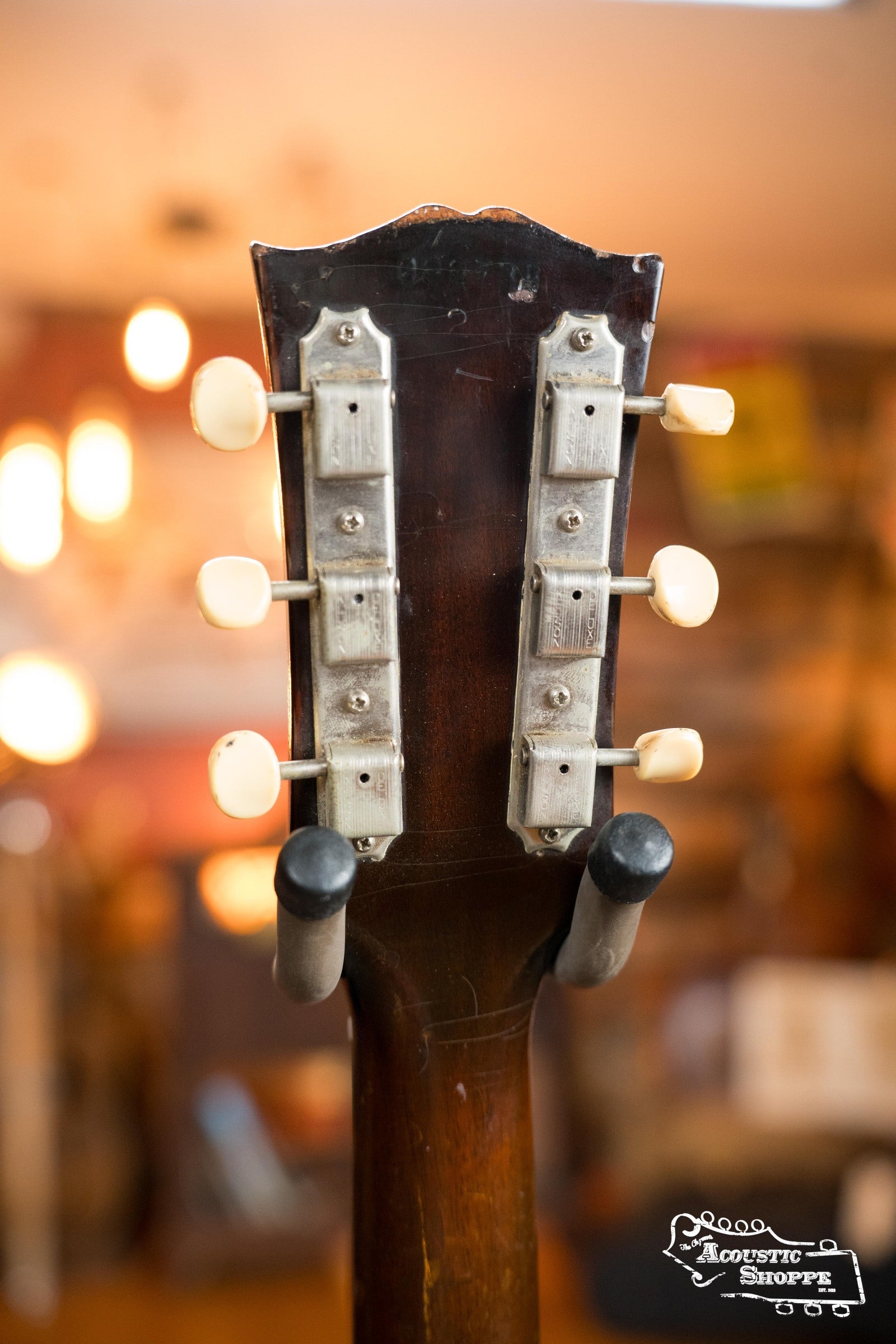 (Used) 1967 Gibson J-45 ADJ Spruce/Mahogany Slope Shoulder Dreadnought Acoustic Guitar #9738
