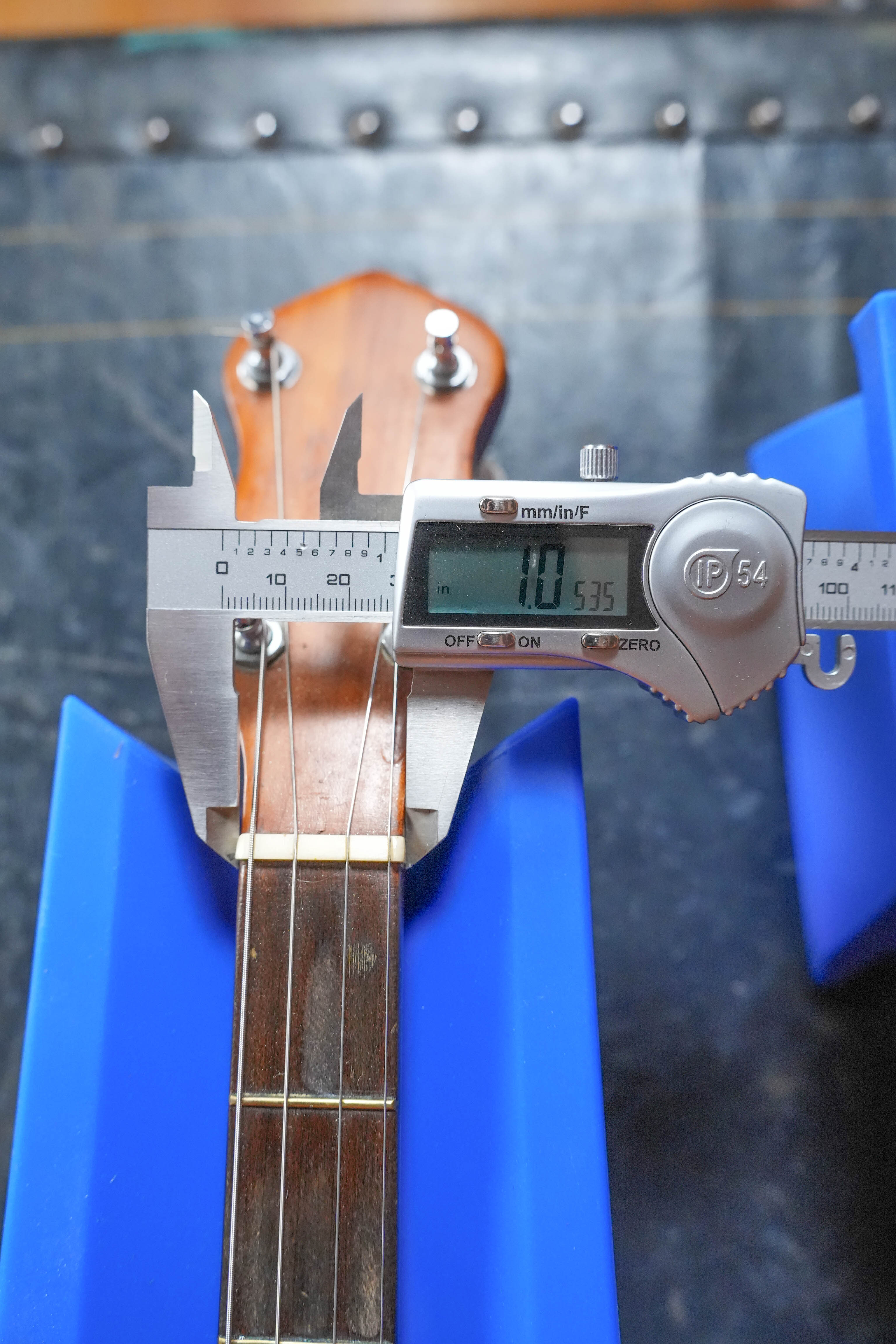 (Used) 1970s Unbranded Aluminum Rim Tenor Banjo with Decorative Inlayed Resonator