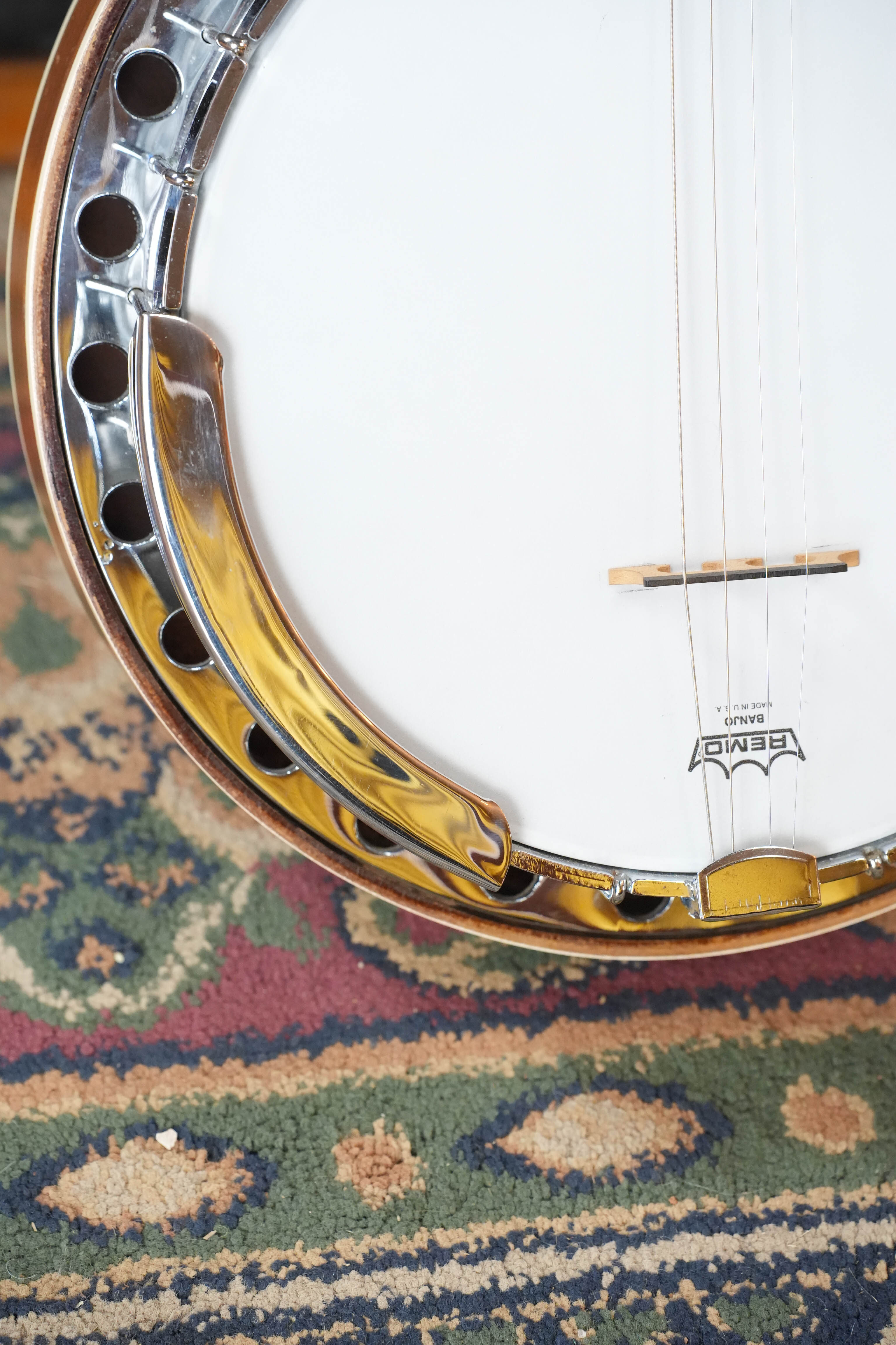 (Used) 1970s Unbranded Aluminum Rim Tenor Banjo with Decorative Inlayed Resonator