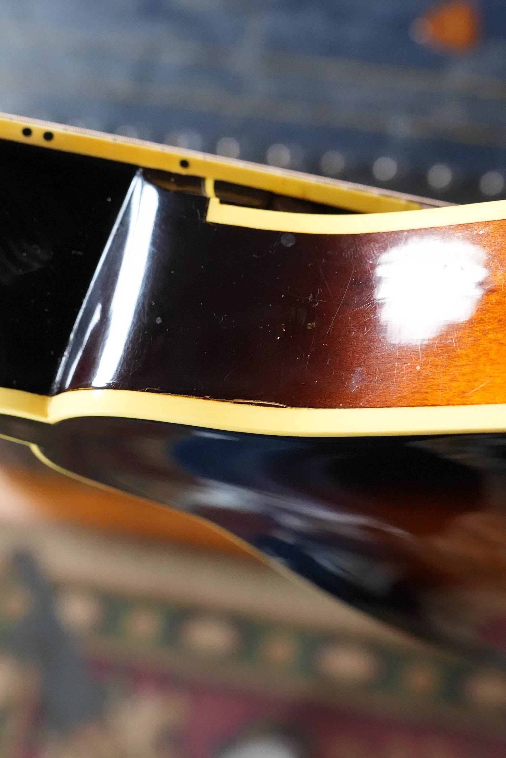 (Used) 1983 Kentucky KM-600 Solid Spruce/Solid Maple A-Style Mandolin #3823