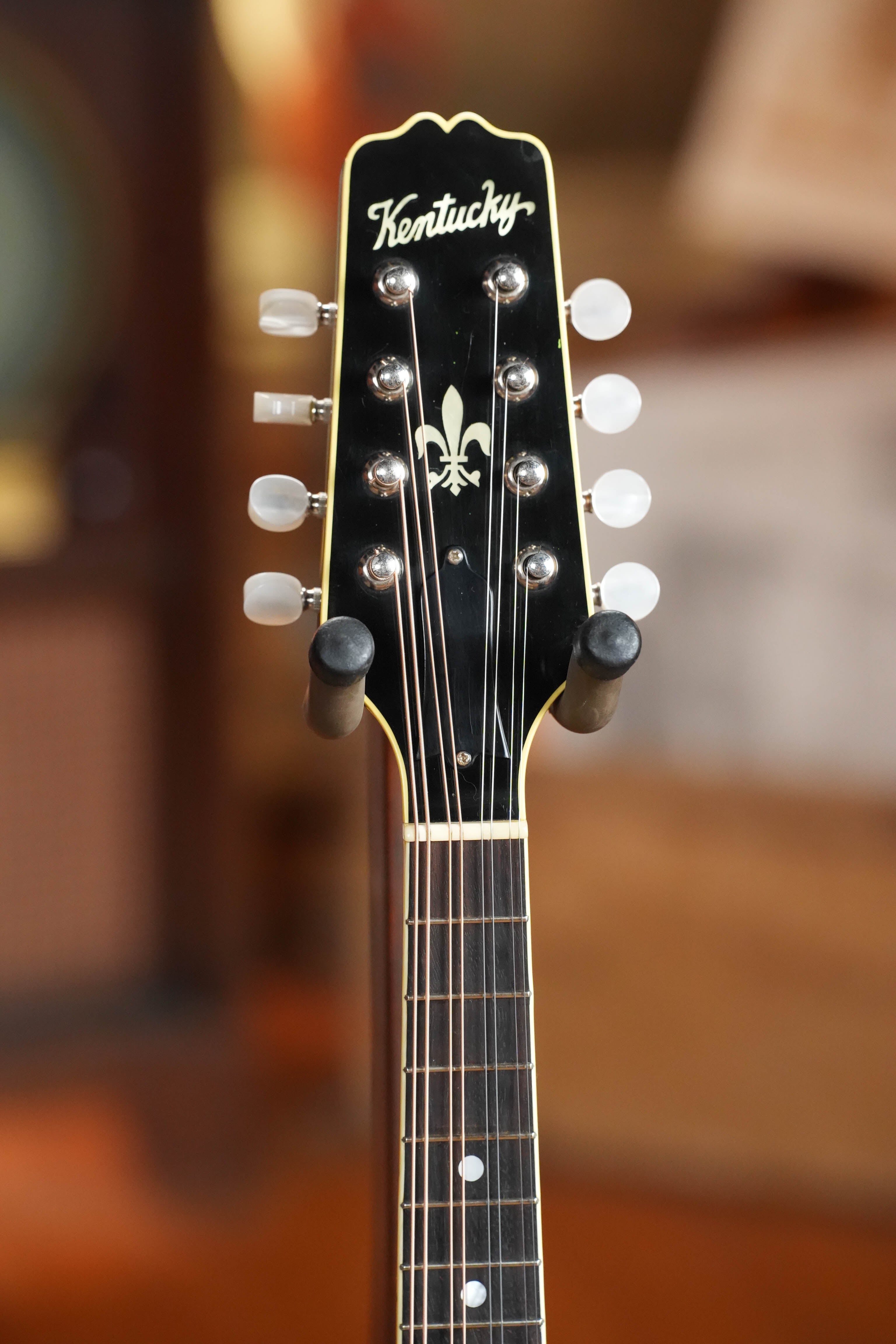 (Used) 1983 Kentucky KM-600 Solid Spruce/Solid Maple A-Style Mandolin #3823