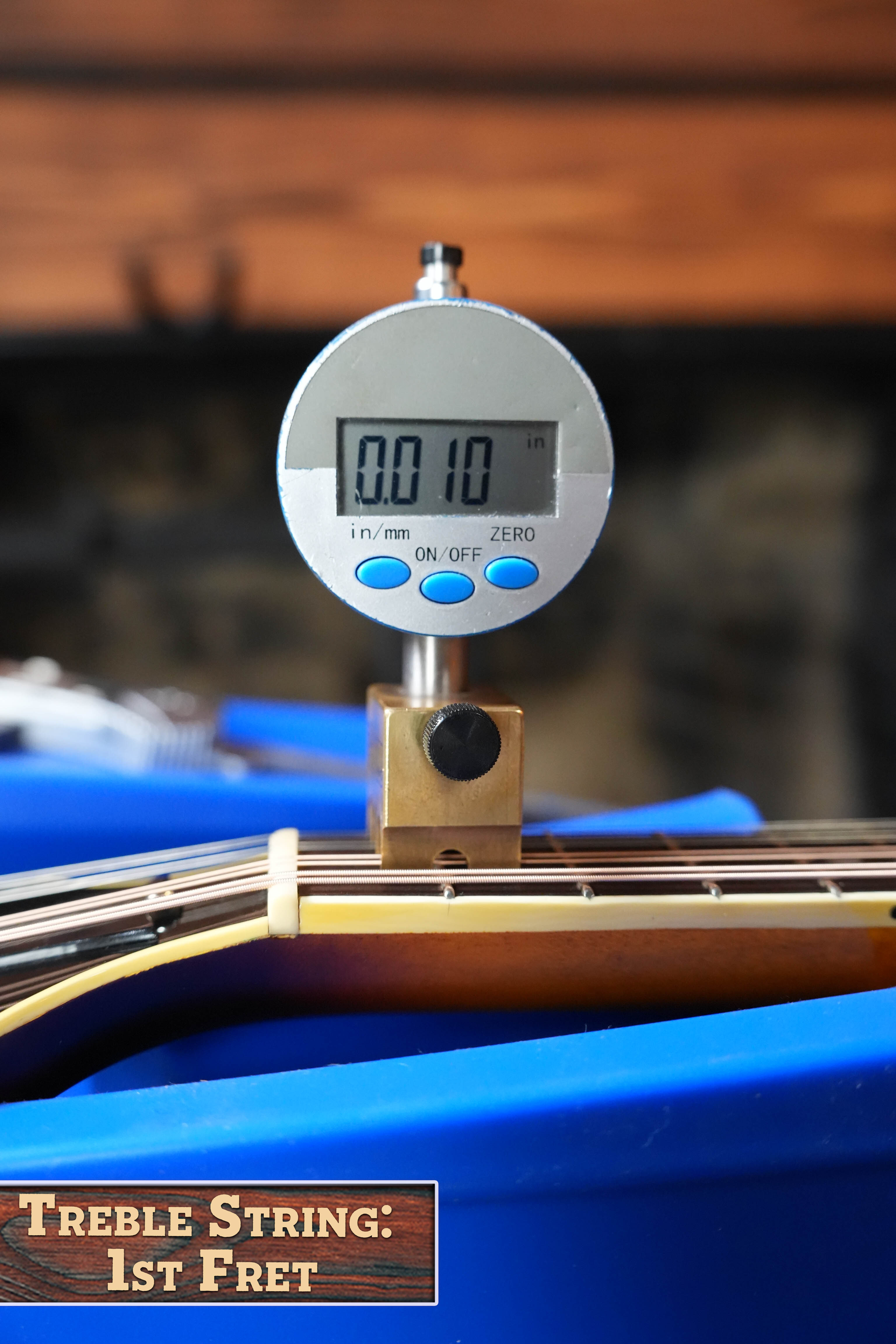 (Used) 1983 Kentucky KM-600 Solid Spruce/Solid Maple A-Style Mandolin #3823