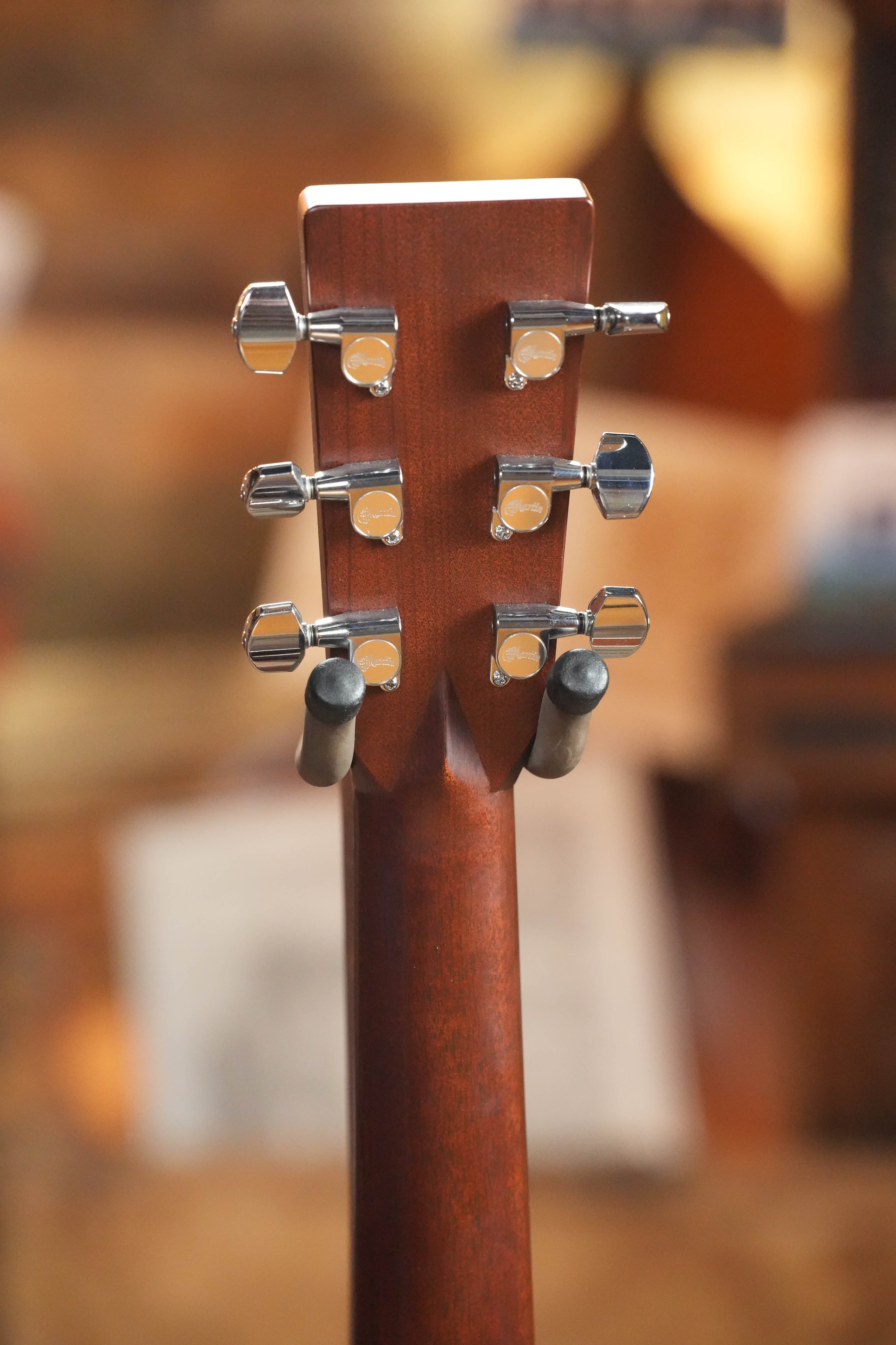 (Used) 2007 Martin HD-28 Solid Sitka Spruce/Solid East Indian Rosewood Dreadnought Acoustic Guitar #9851
