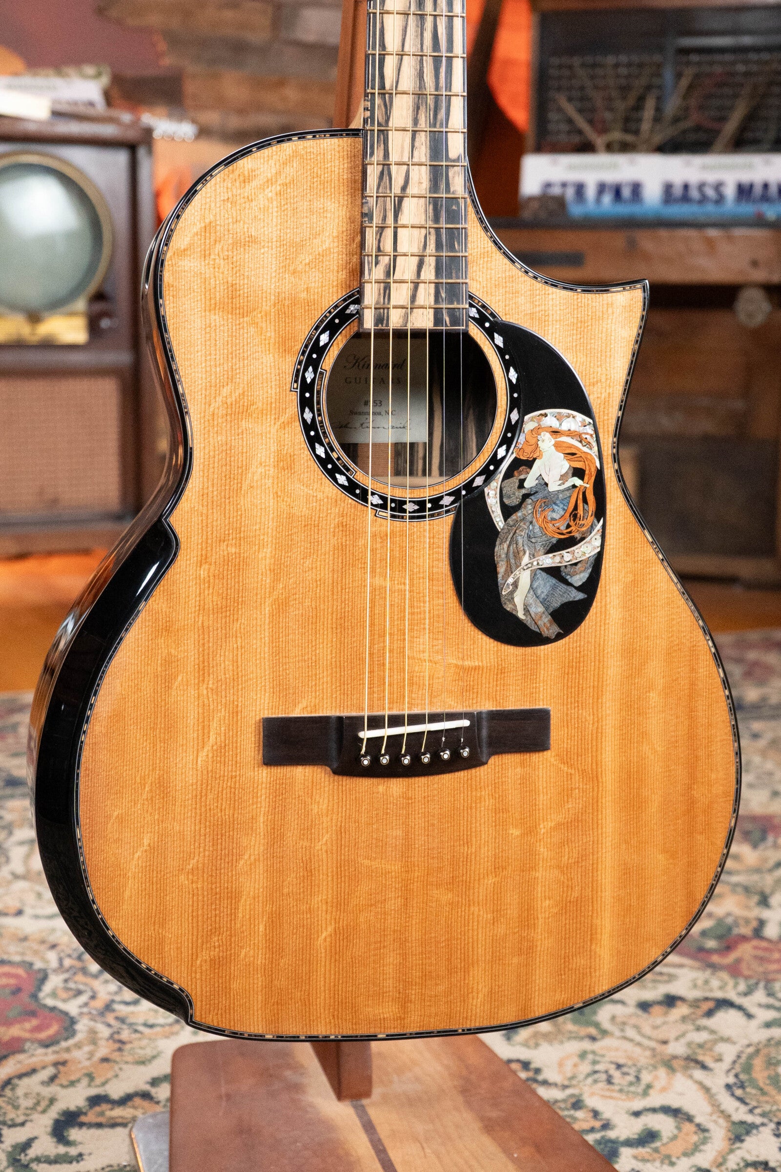 (Used) 2015 Kinnaird Red Lady Bear Claw Sitka/Black & White Ebony Slope Shoulder Venetian Cutaway Dreadnought Guitar w/K&K Pickup #0153