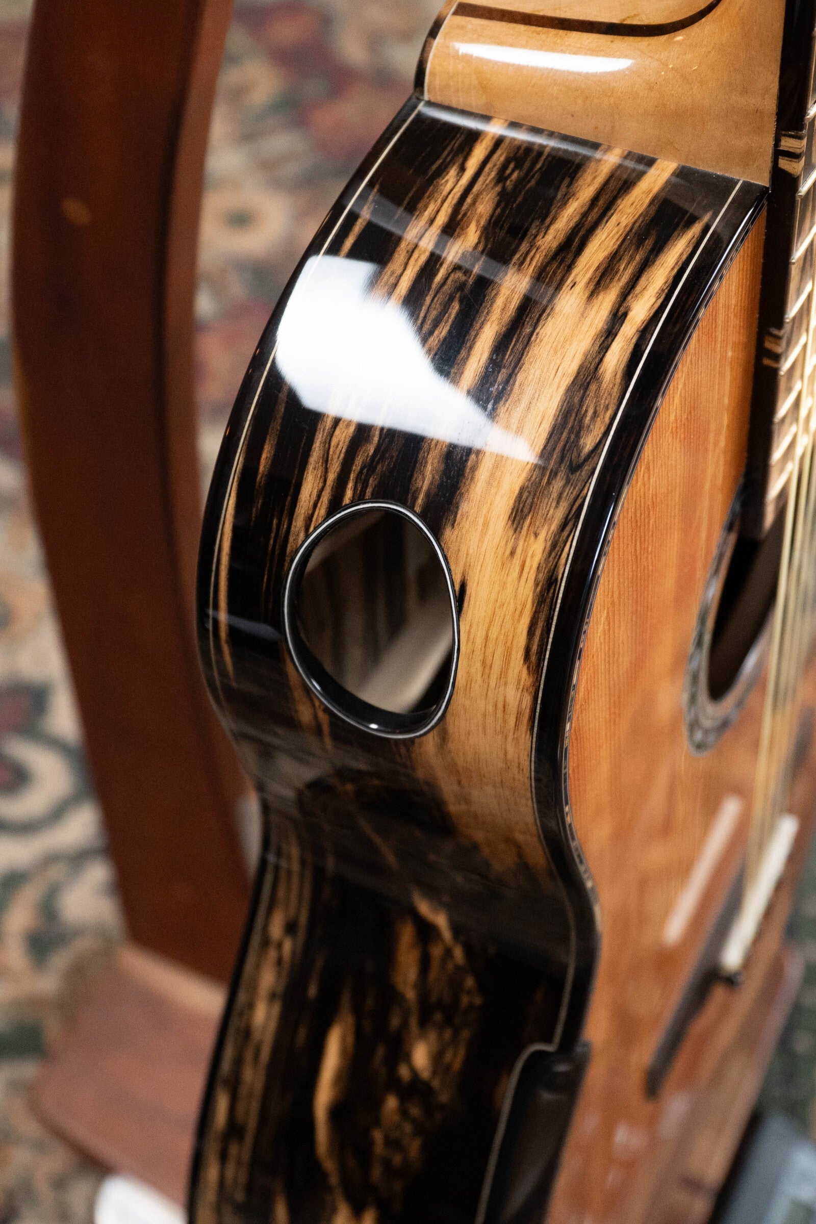 (Used) 2015 Kinnaird Red Lady Bear Claw Sitka/Black & White Ebony Slope Shoulder Venetian Cutaway Dreadnought Guitar w/K&K Pickup #0153