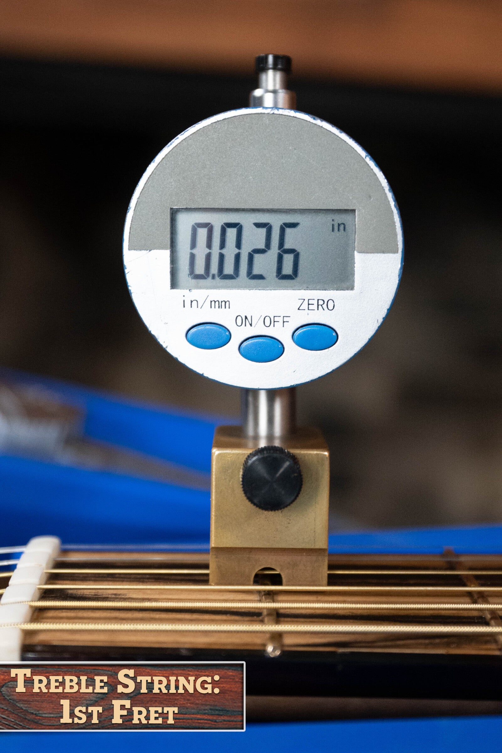 (Used) 2015 Kinnaird Red Lady Bear Claw Sitka/Black & White Ebony Slope Shoulder Venetian Cutaway Dreadnought Guitar w/K&K Pickup #0153