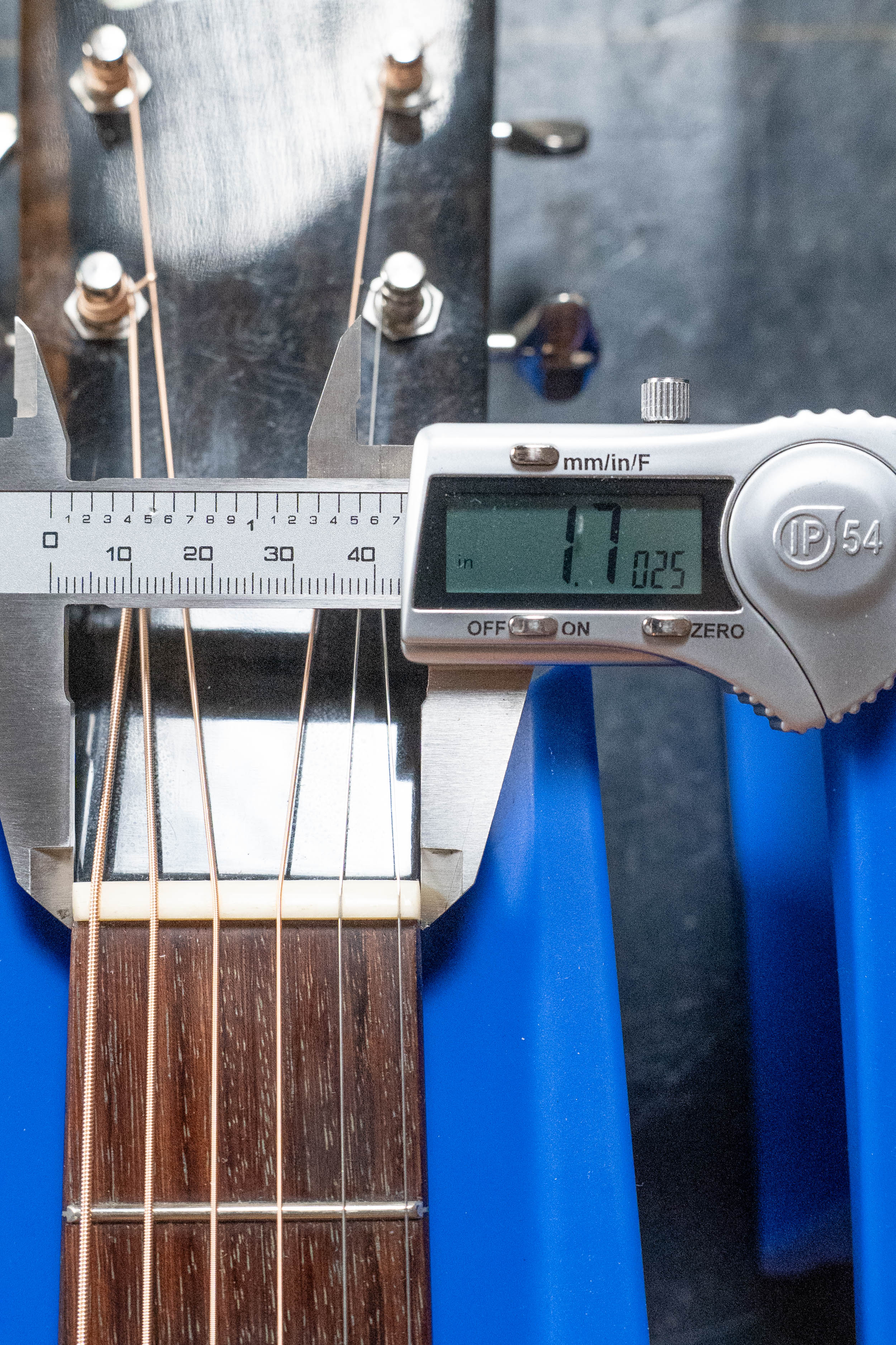 (Used) 2018 Eastman E20SS Adirondack/Rosewood Slope Shoulder Dreadnought Acoustic Guitar #0434