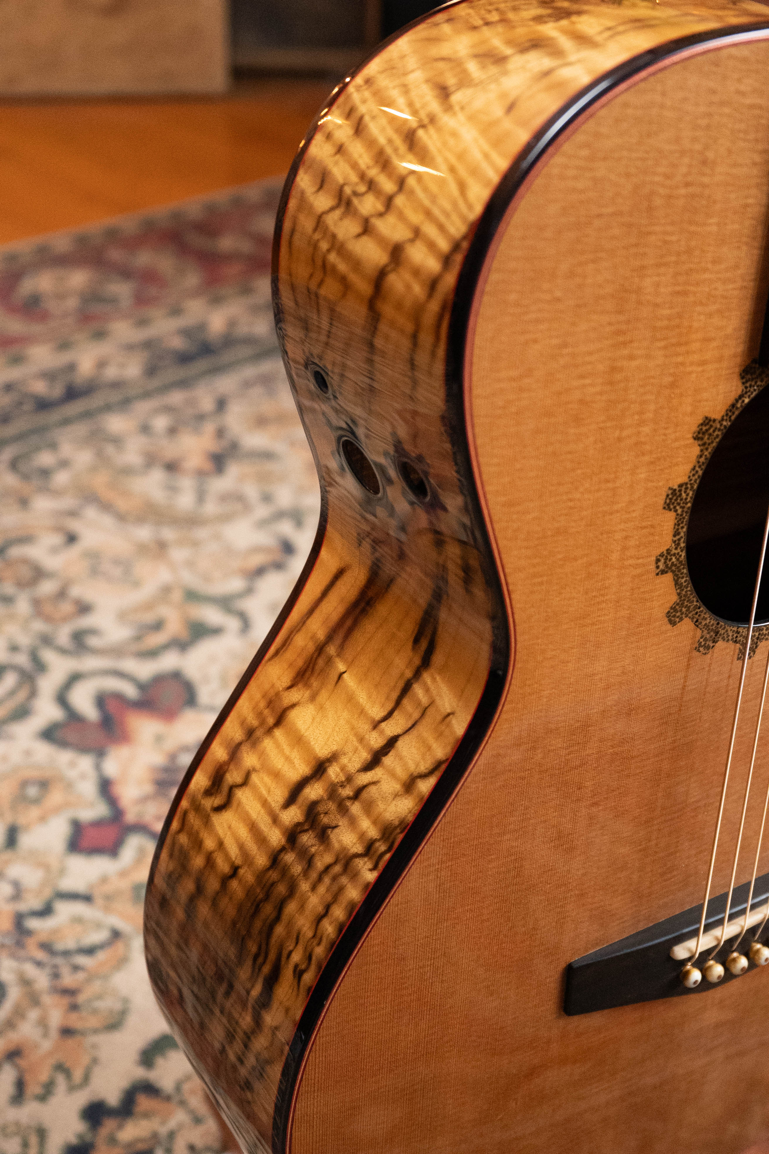 (Used) 2021 McKnight Solo De Gloria "SDG" Red Cedar/Tiger Myrtle Acoustic Guitar #0122