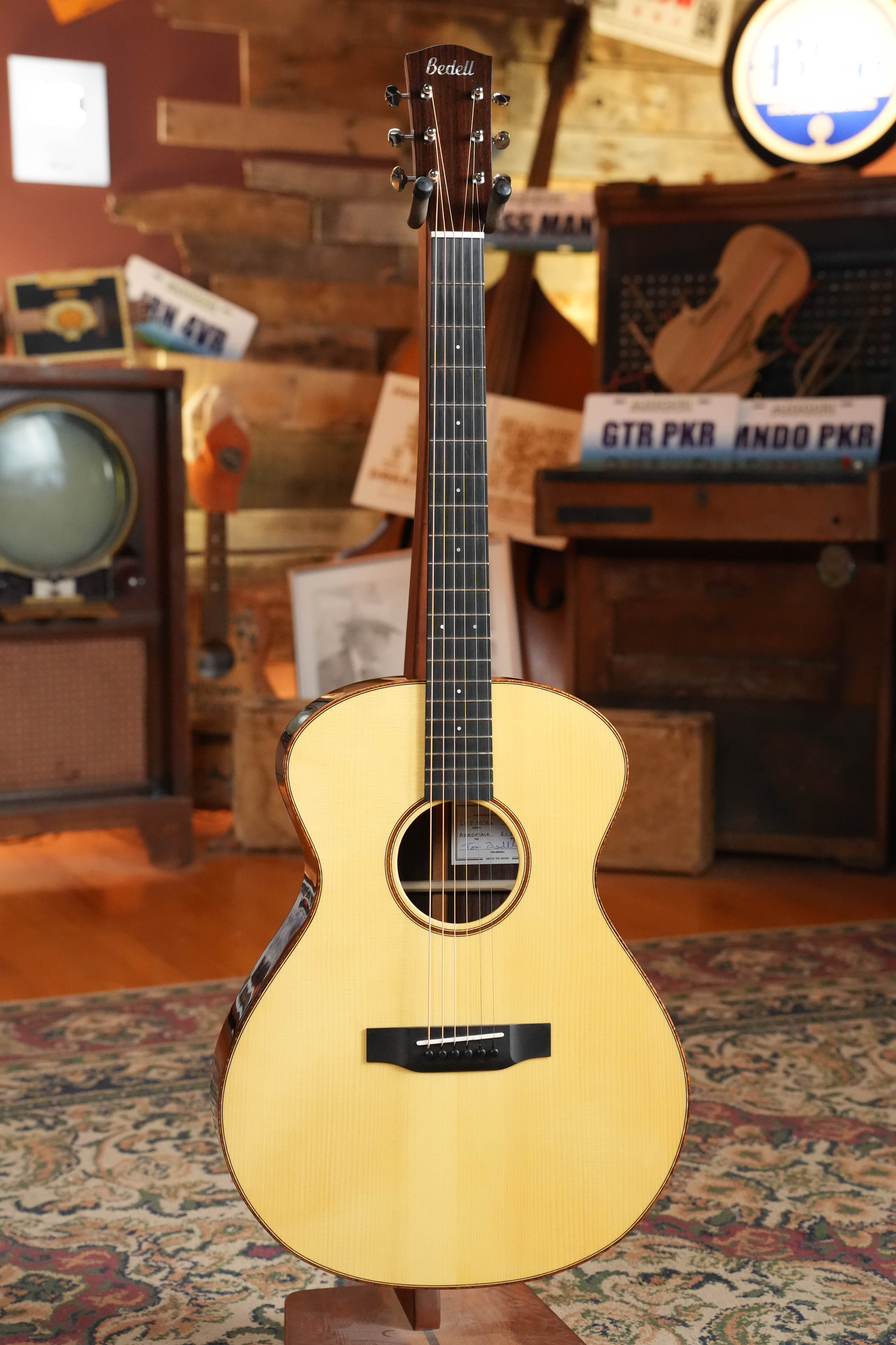 (Used) 2022 Bedell CH-O-AD/IRn Adirondack Spruce/East Indian Rosewood Orchestra w/ K&K Pure Mini #2002