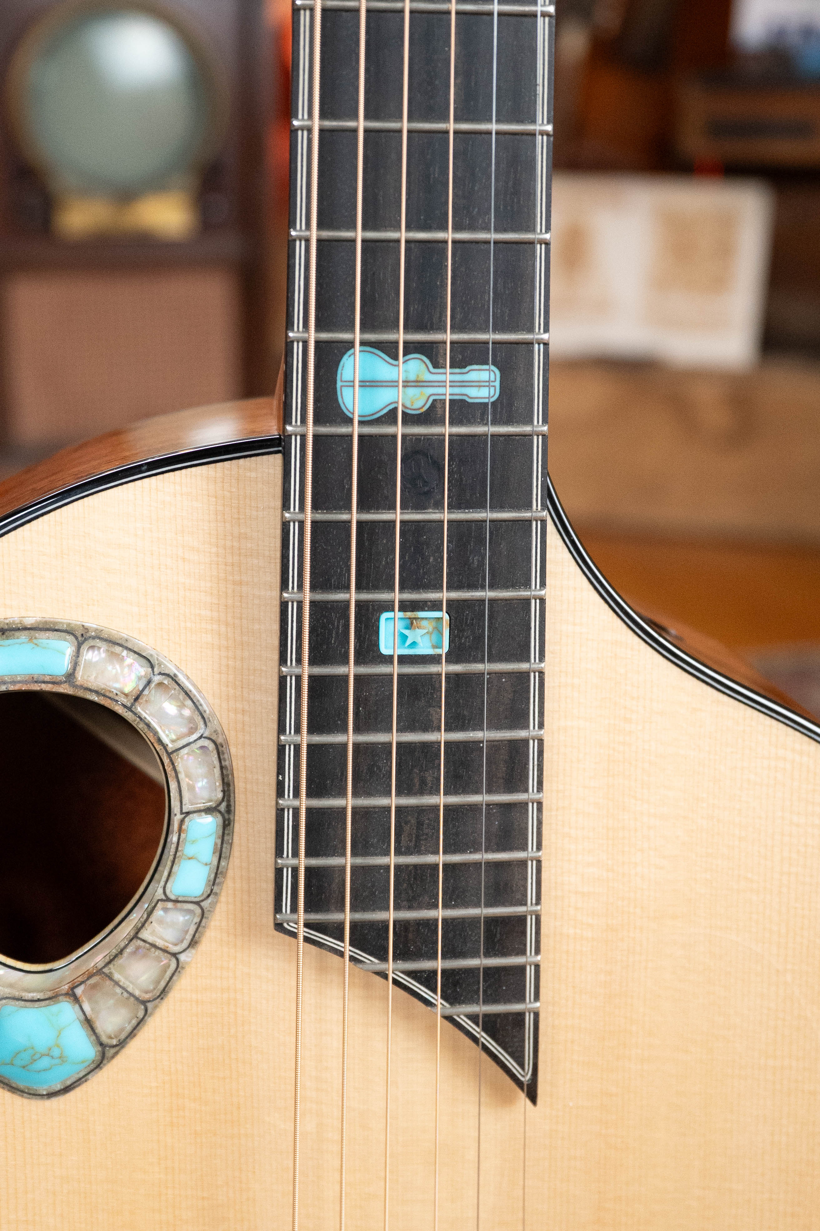 (Used) 2022 Lame Horse Big Hoss Alpine/Mesquite Beveled Edged Grand Auditorium Acoustic Guitar #3674