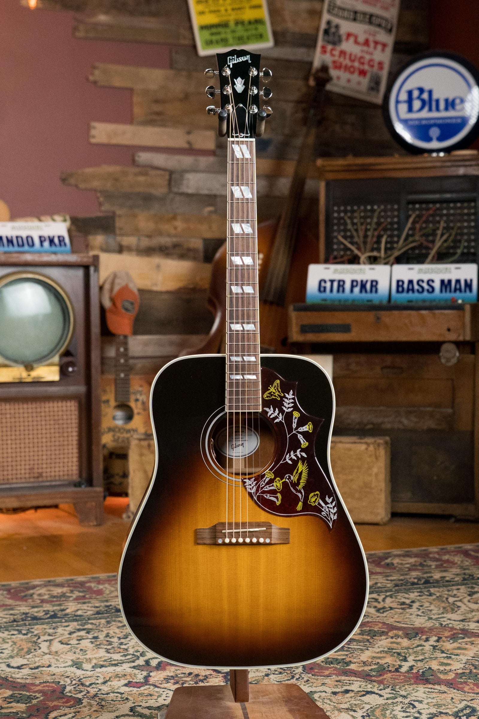 (Used) 2023 Gibson Standard Vintage Hummingbird Spruce/Mahogany Square Shoulder Dreadnought Guitar #3055