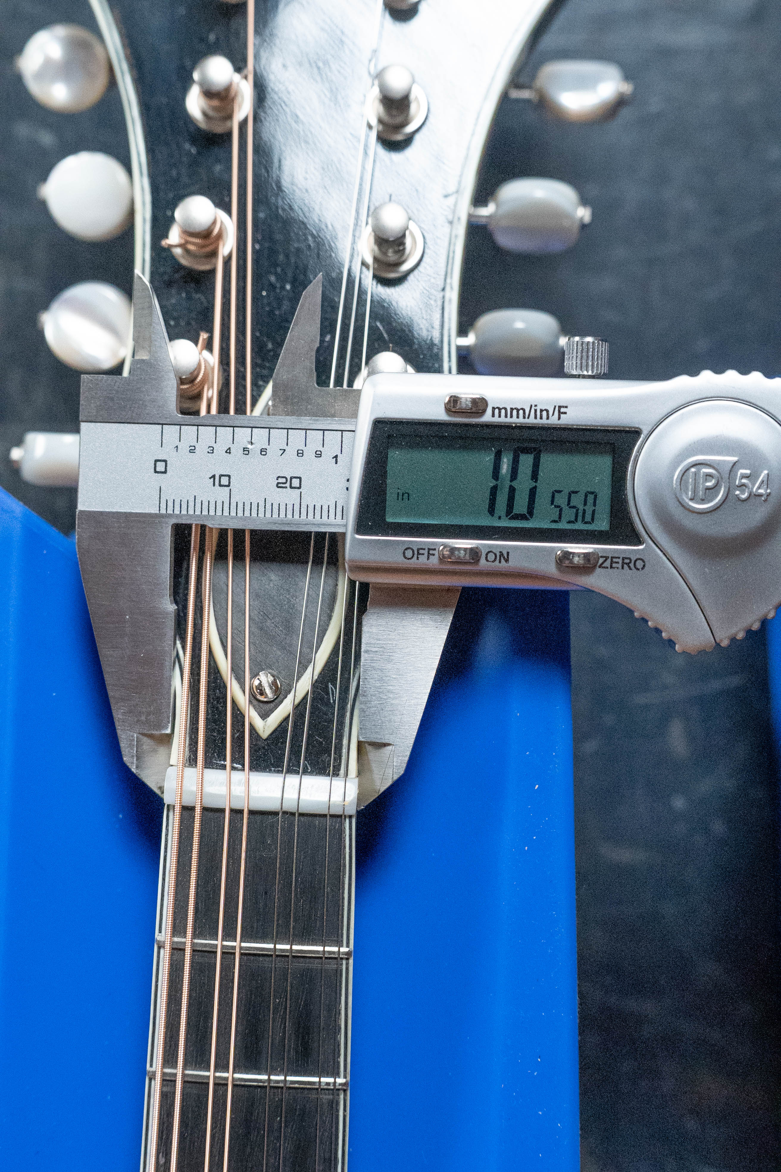 (New - Player Wear) 2025 Buford F-5T Torrefied Adirondack/Maple F-Style Hand-Carved Mandolin #011