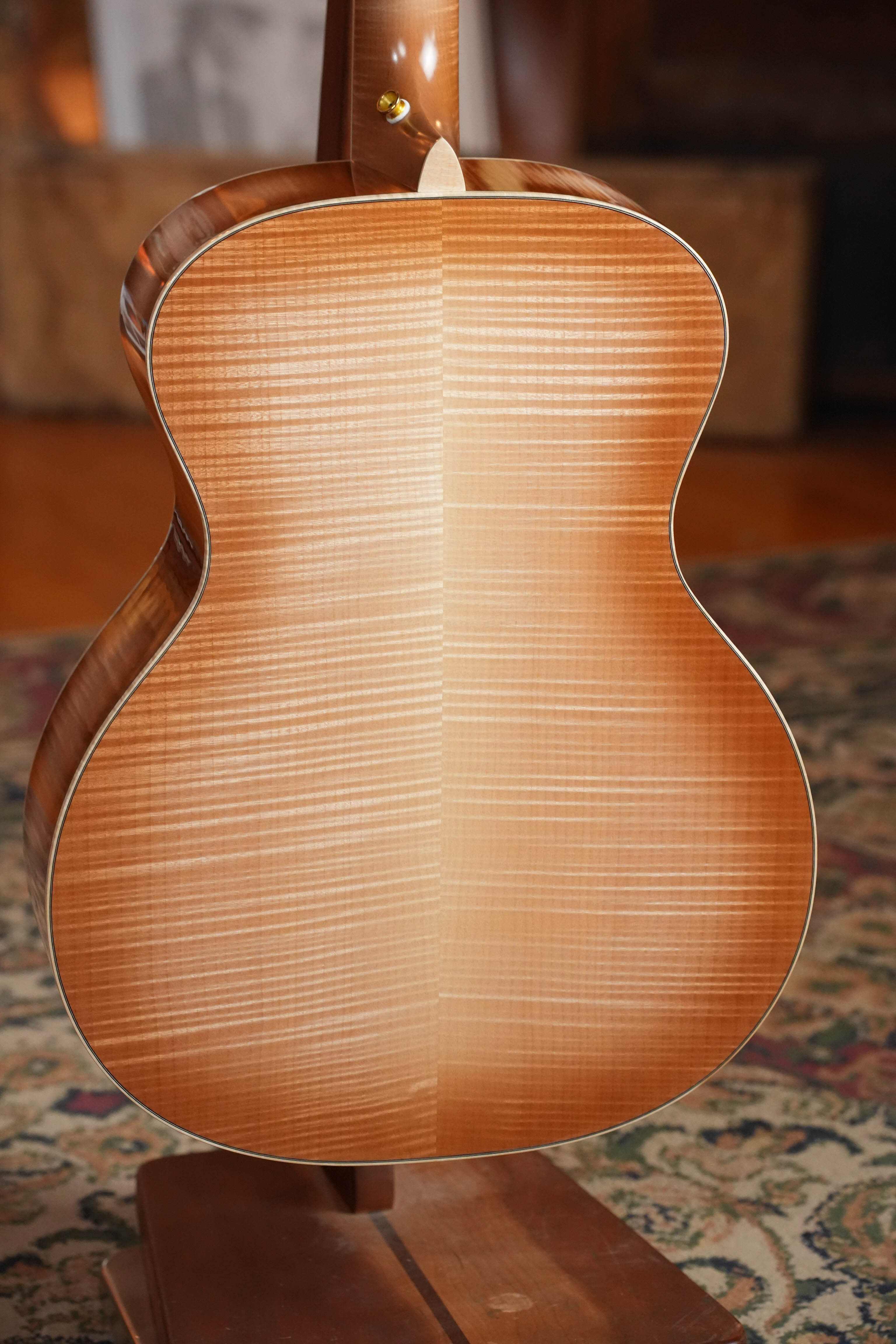 (Used) 2025 Martin Grand Performance Custom Shop European Spruce/Flamed Maple Toasted Burst Finish Grand Auditorium Guitar w/ K&K #3510
