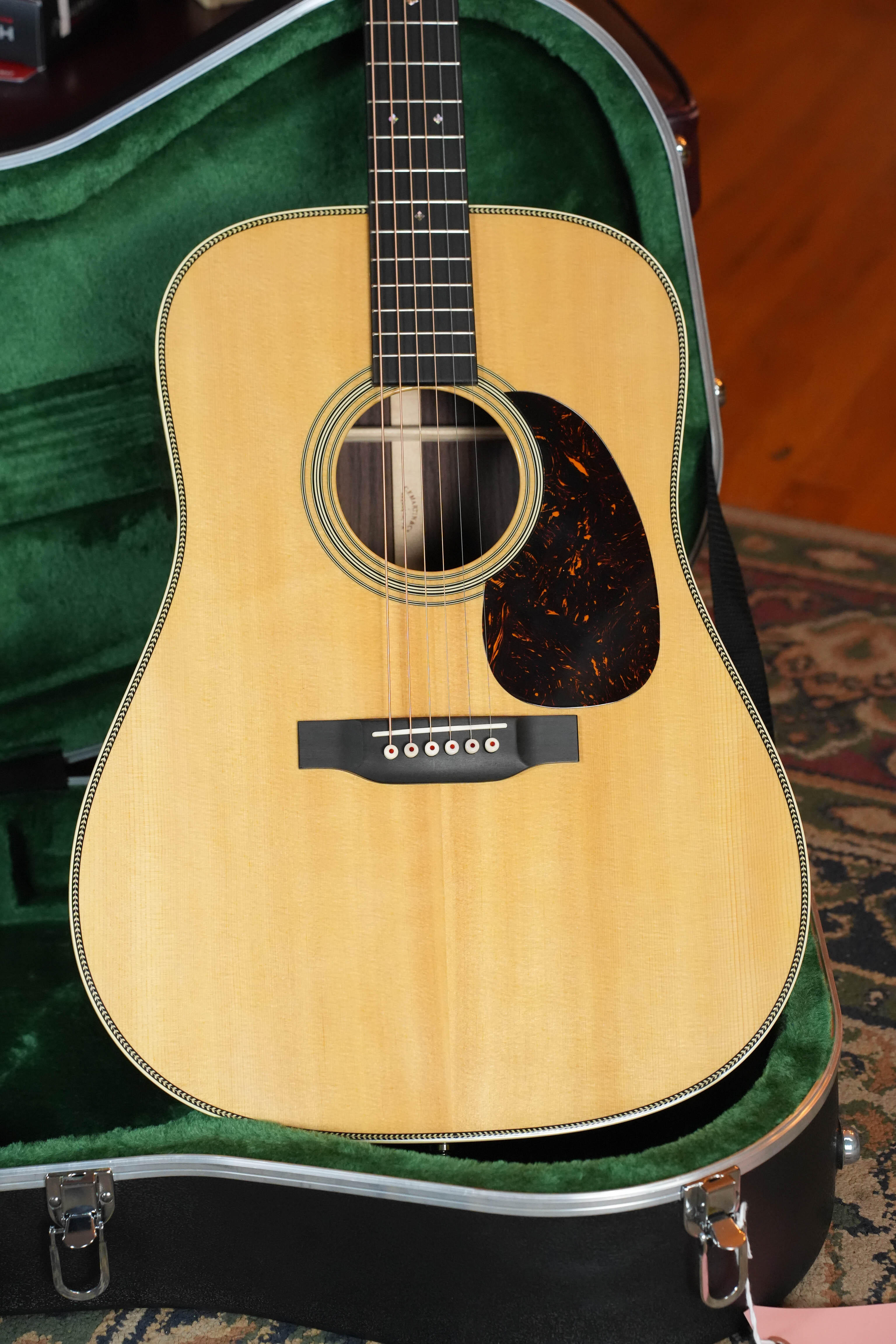 (Used) 2025 Martin HD-28 Sitka Spruce/East Indian Rosewood Dreadnought w/K&K Pure Mini #5390