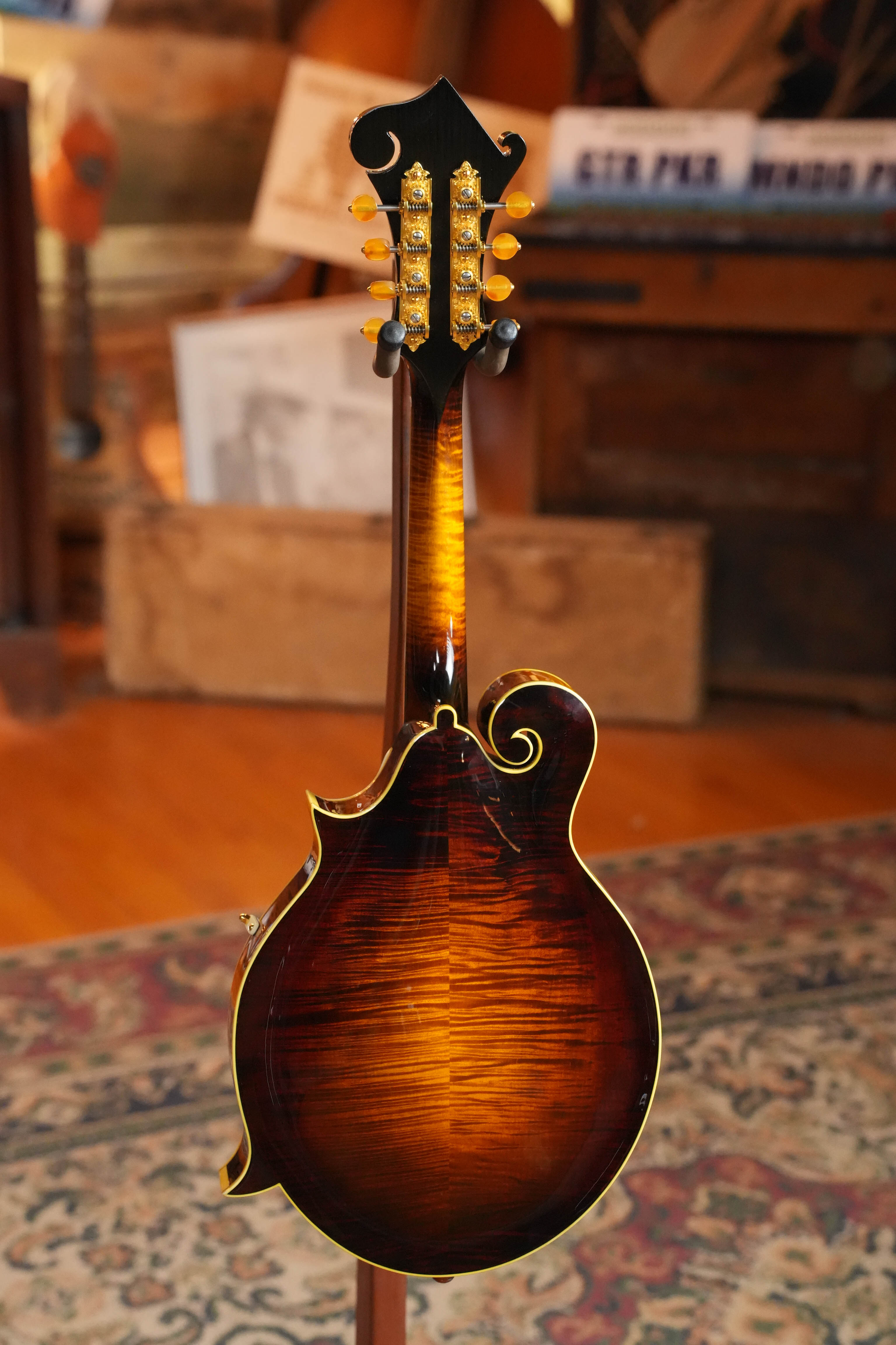 (Used) 2026 Aleyas Red Spruce/Maple F-Style Mandolin #0973