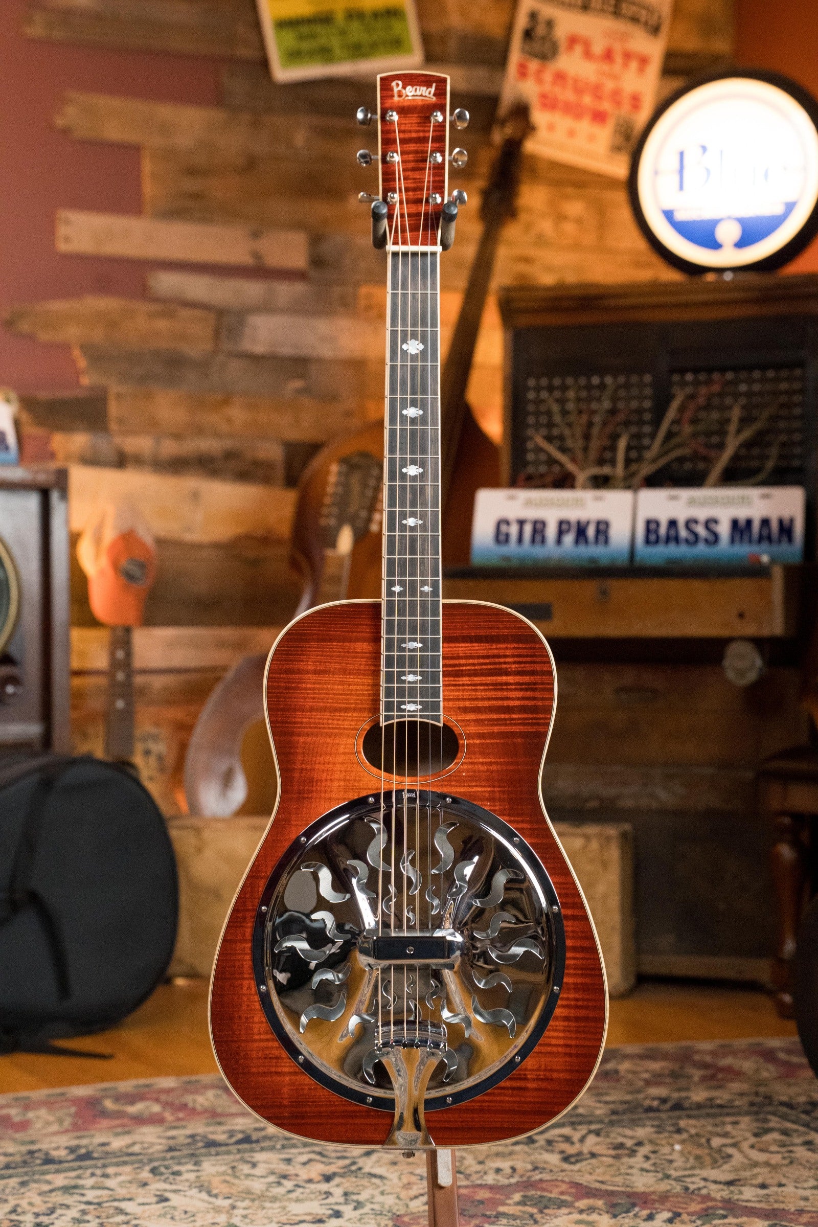 (Used) Beard A Odyssey All Figured Maple Resonator Guitar w/Electronics