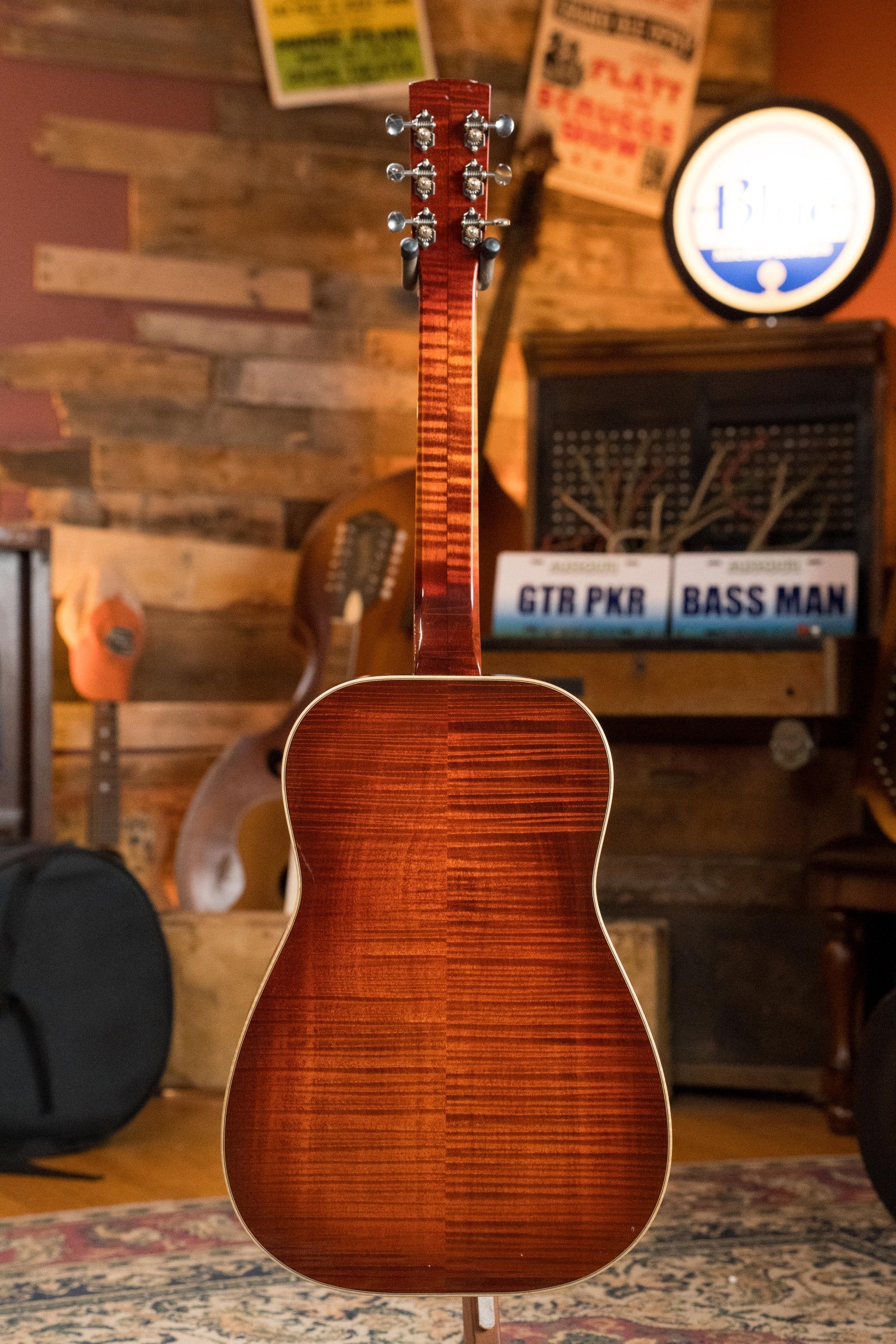 (Used) Beard A Odyssey All Figured Maple Resonator Guitar w/Electronics