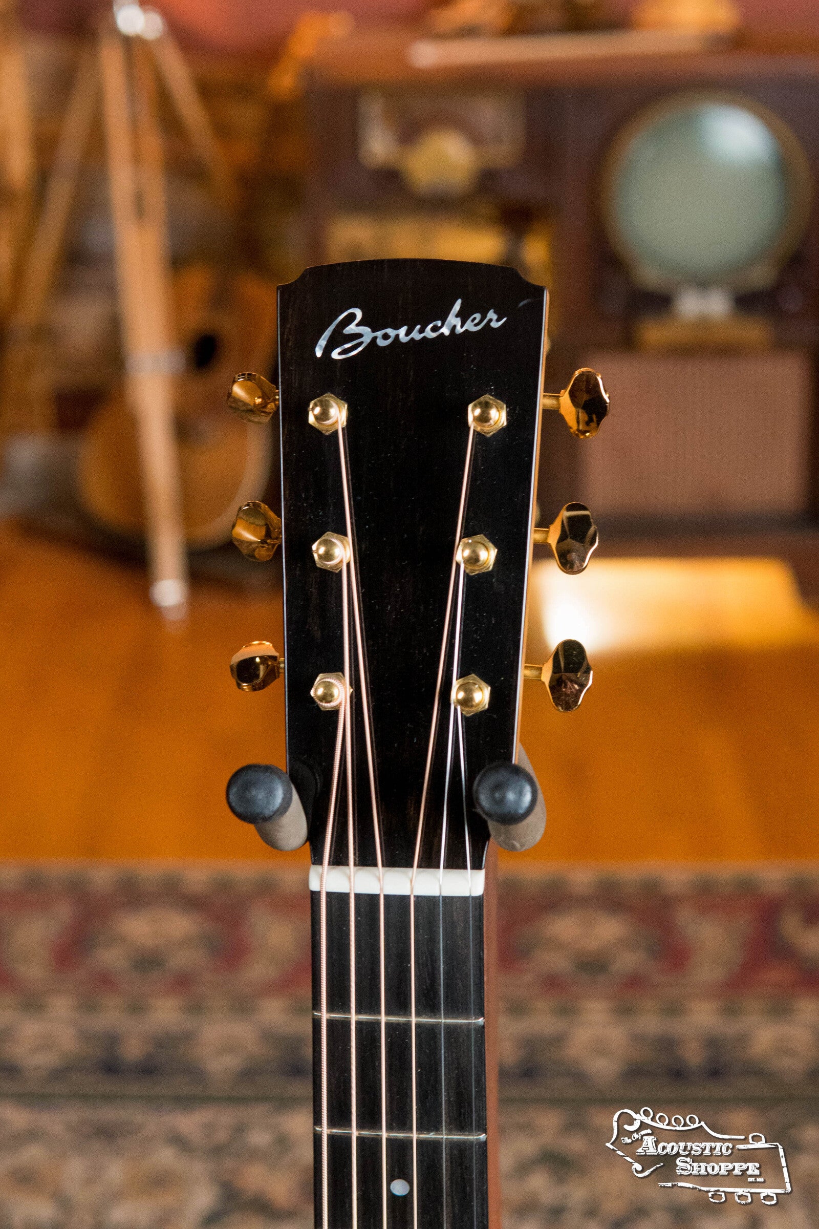 (Used) Boucher GR-SG-161-T Grande Reserve Red Spruce/Torrefied Flamed Maple OM Hybrid Acoustic Guitar