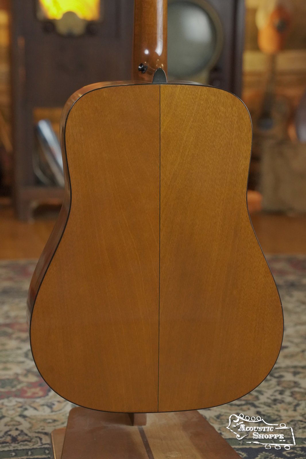 (Used) 1987 Martin D-16M