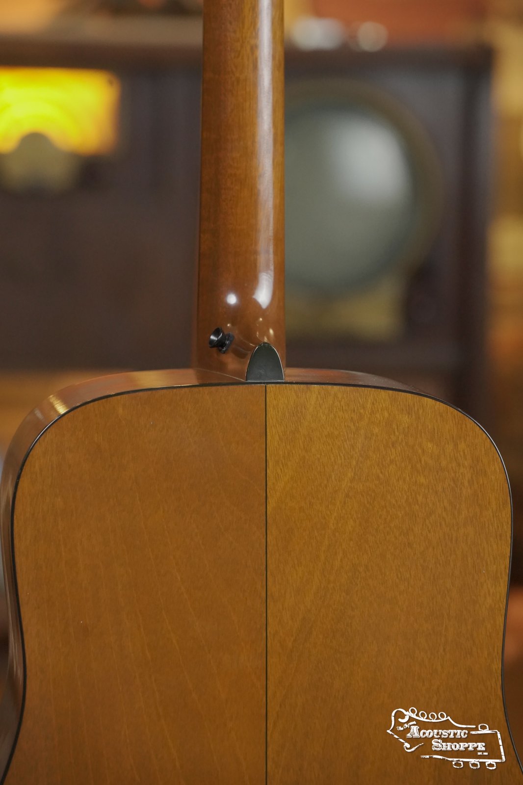 (Used) 1987 Martin D-16M