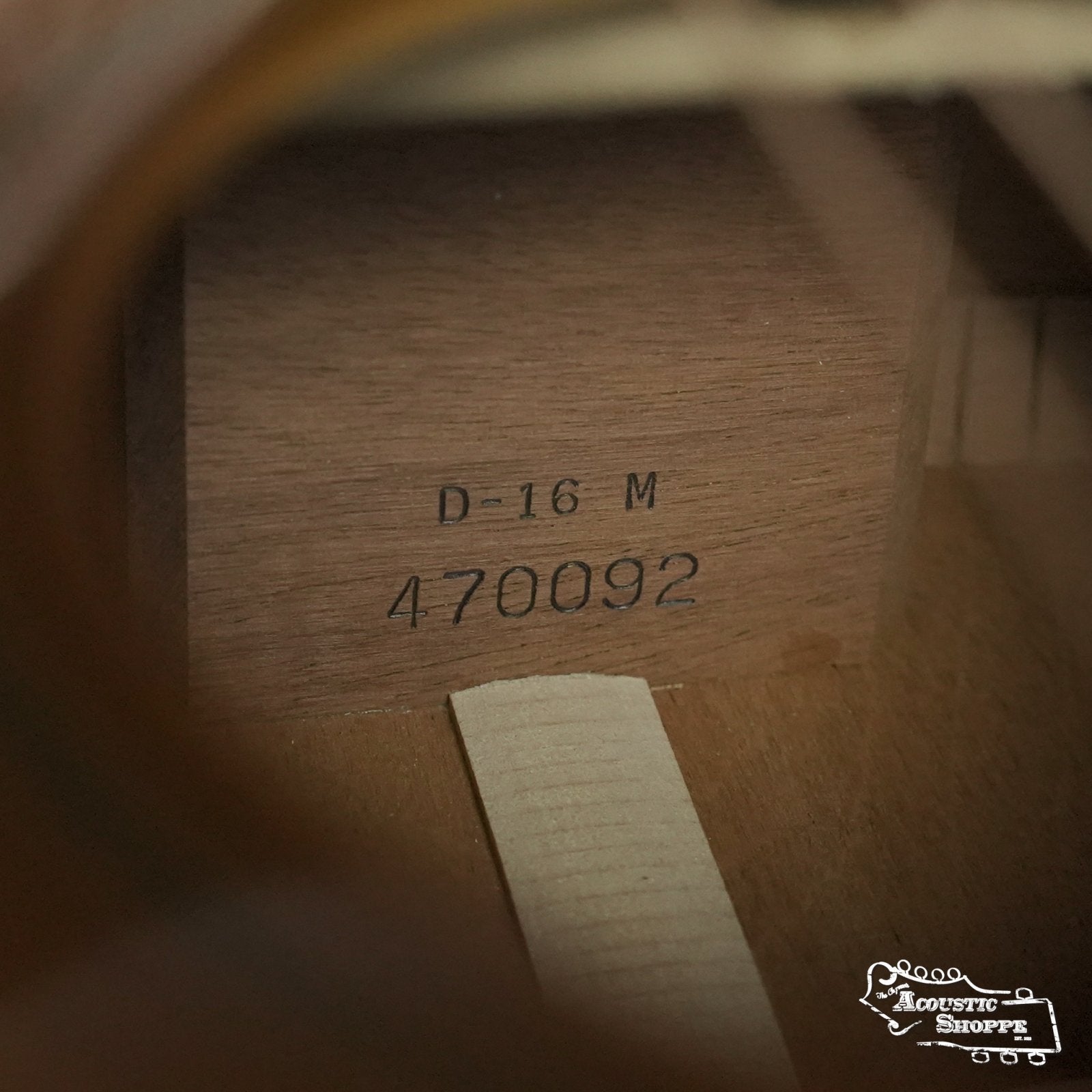 (Used) 1987 Martin D-16M
