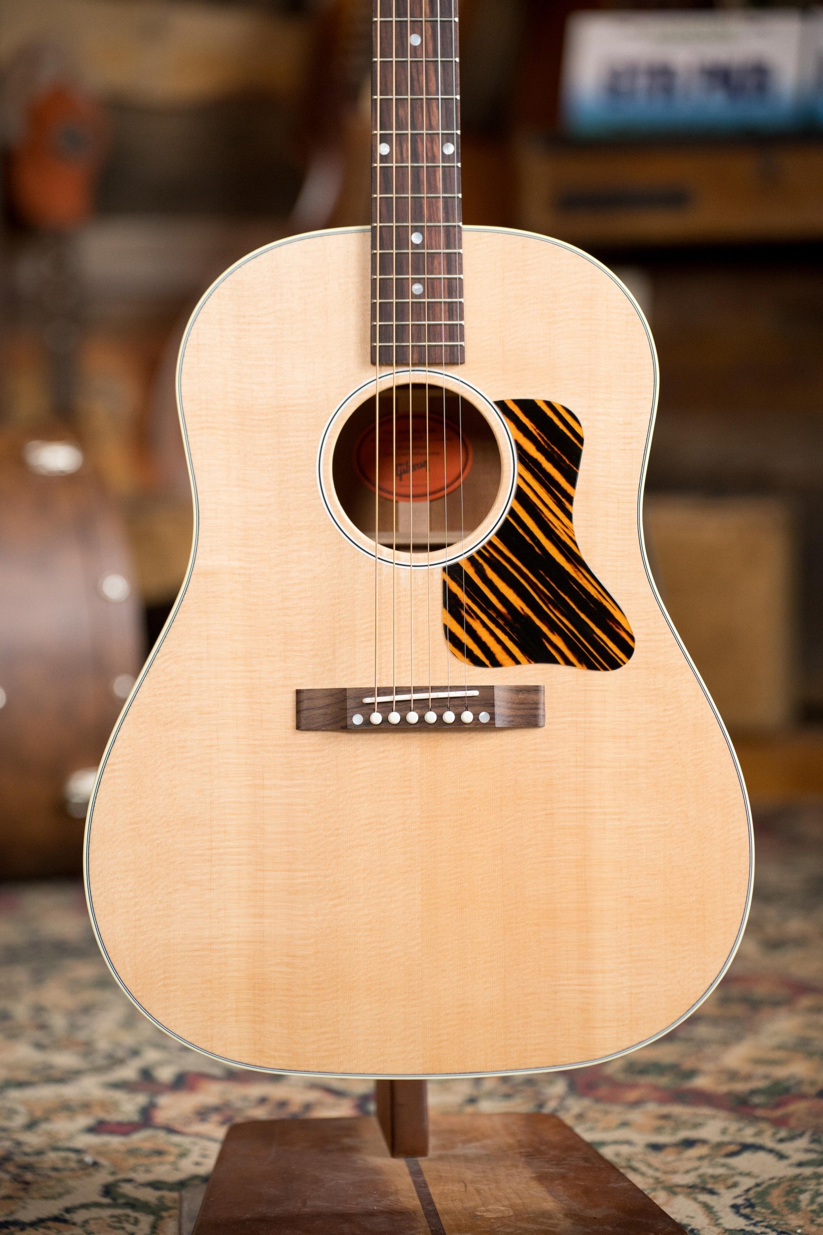 (Used) Gibson 2022 J35 30s Faded Series Sitka/Mahogany Slope Shoulder Dreadnought Guitar w/Pickup #4020