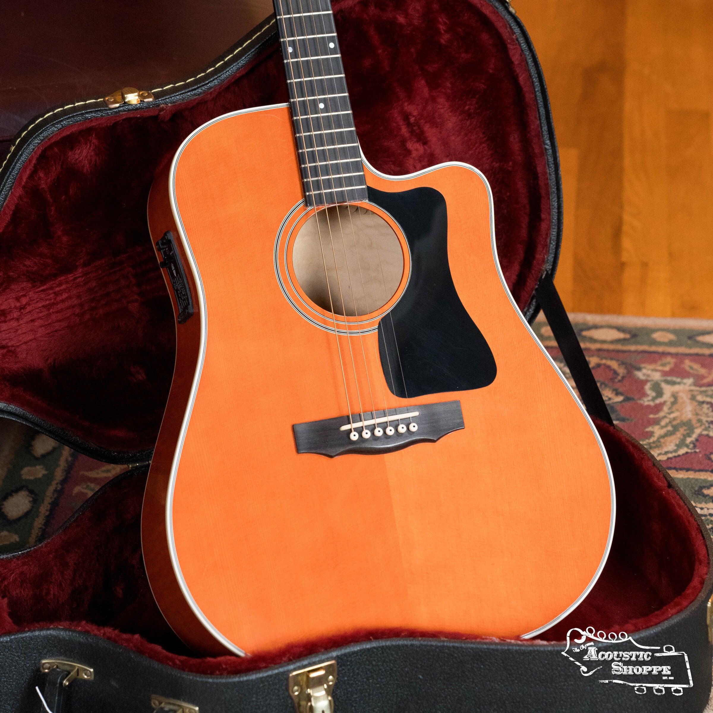 (Used) Mid 90's Guild DCE3 Dreadnought Guitar #0424