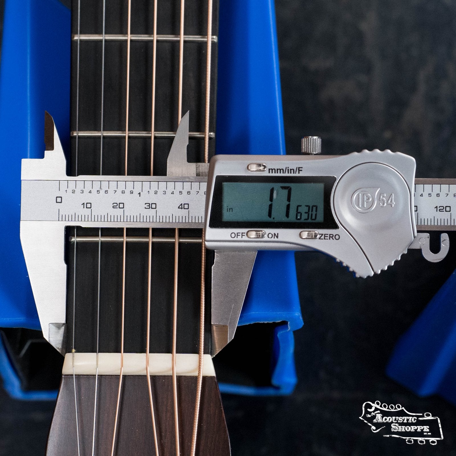 (Used) Martin HD-28 Custom Adirondack/Rosewood Dreadnought