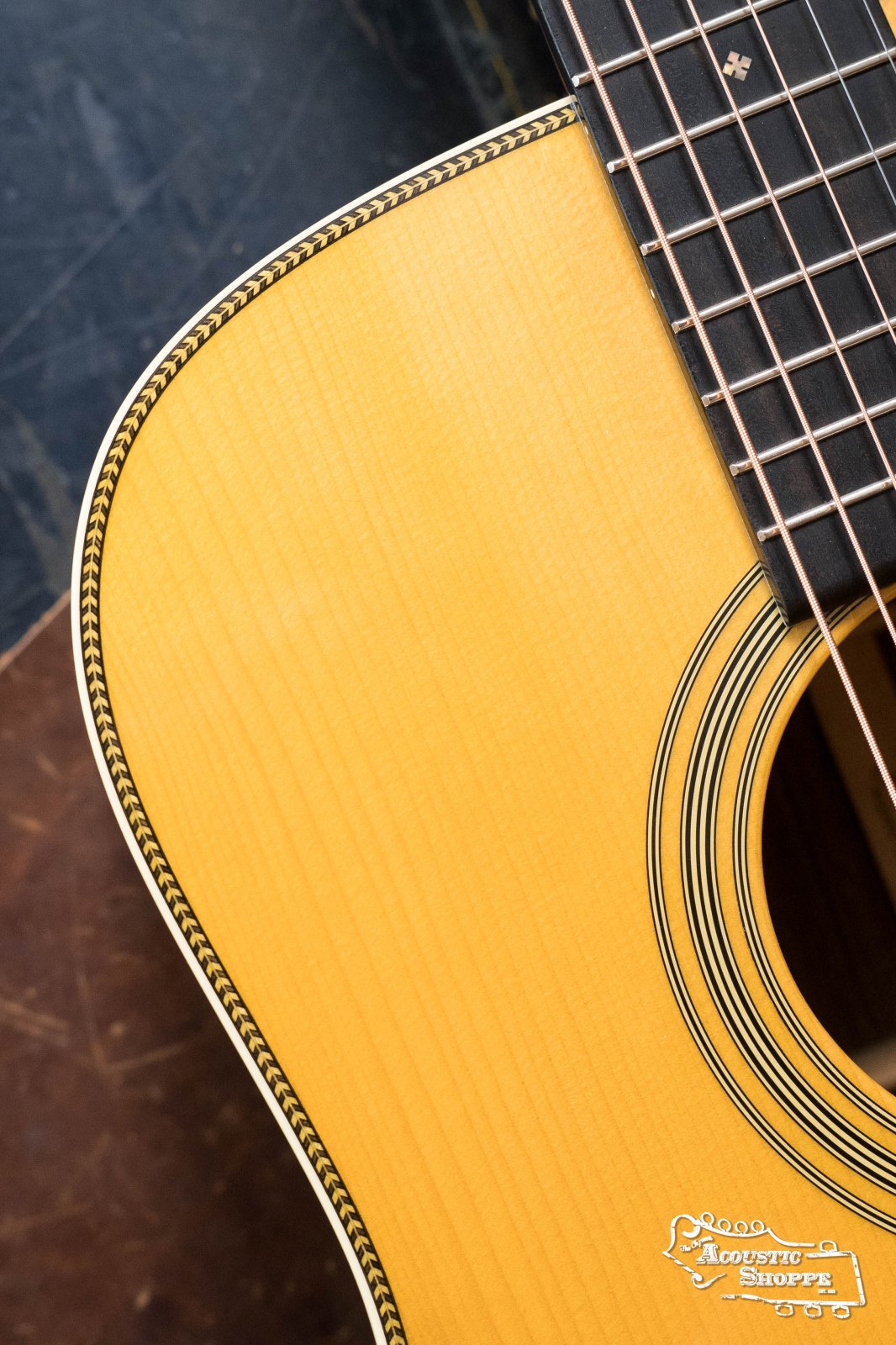 (Used) Martin HD-28 Custom Adirondack/Rosewood Dreadnought