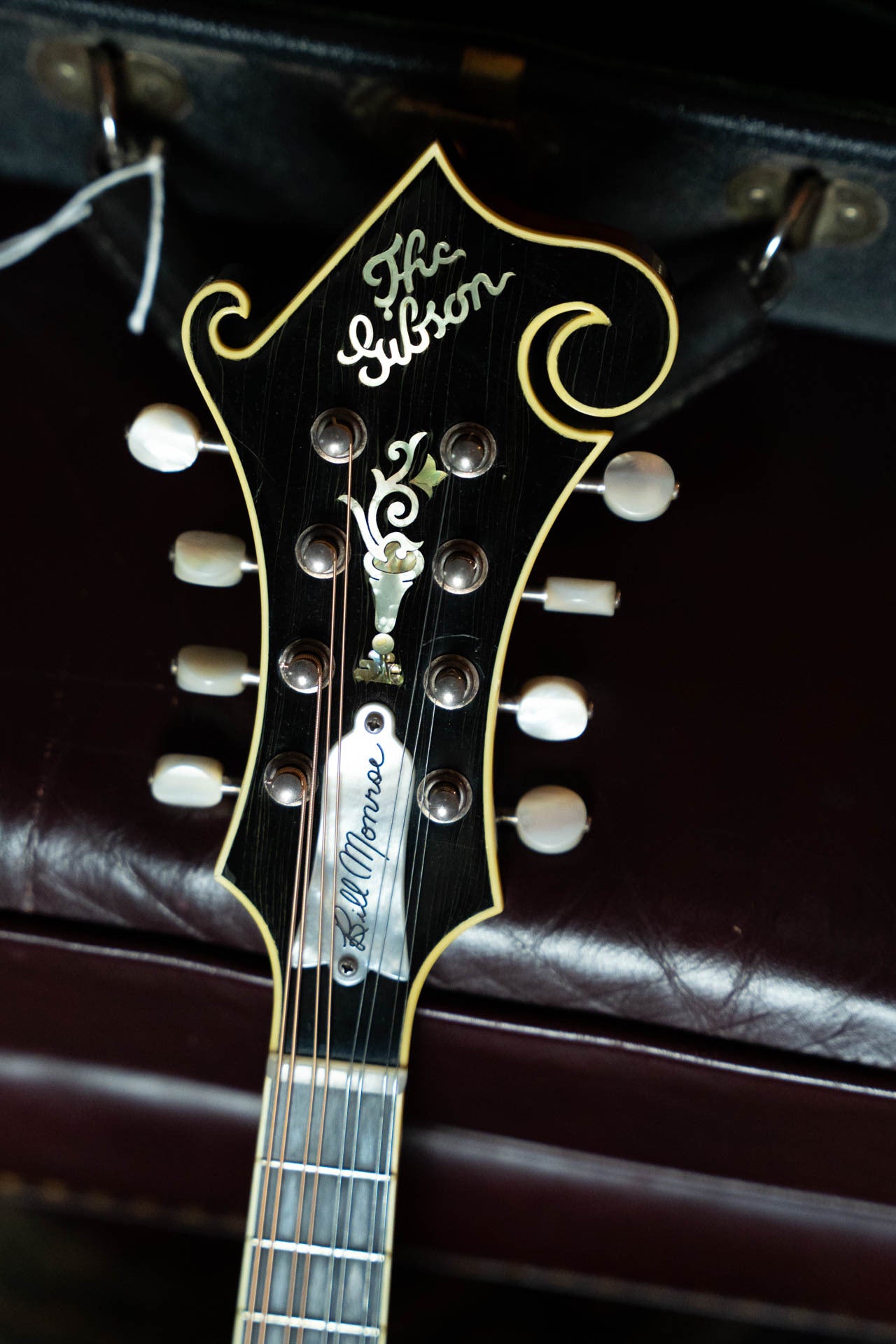 (Used) October 1993 Gibson Certified Authentic Bill Monroe F-Style Mandolin