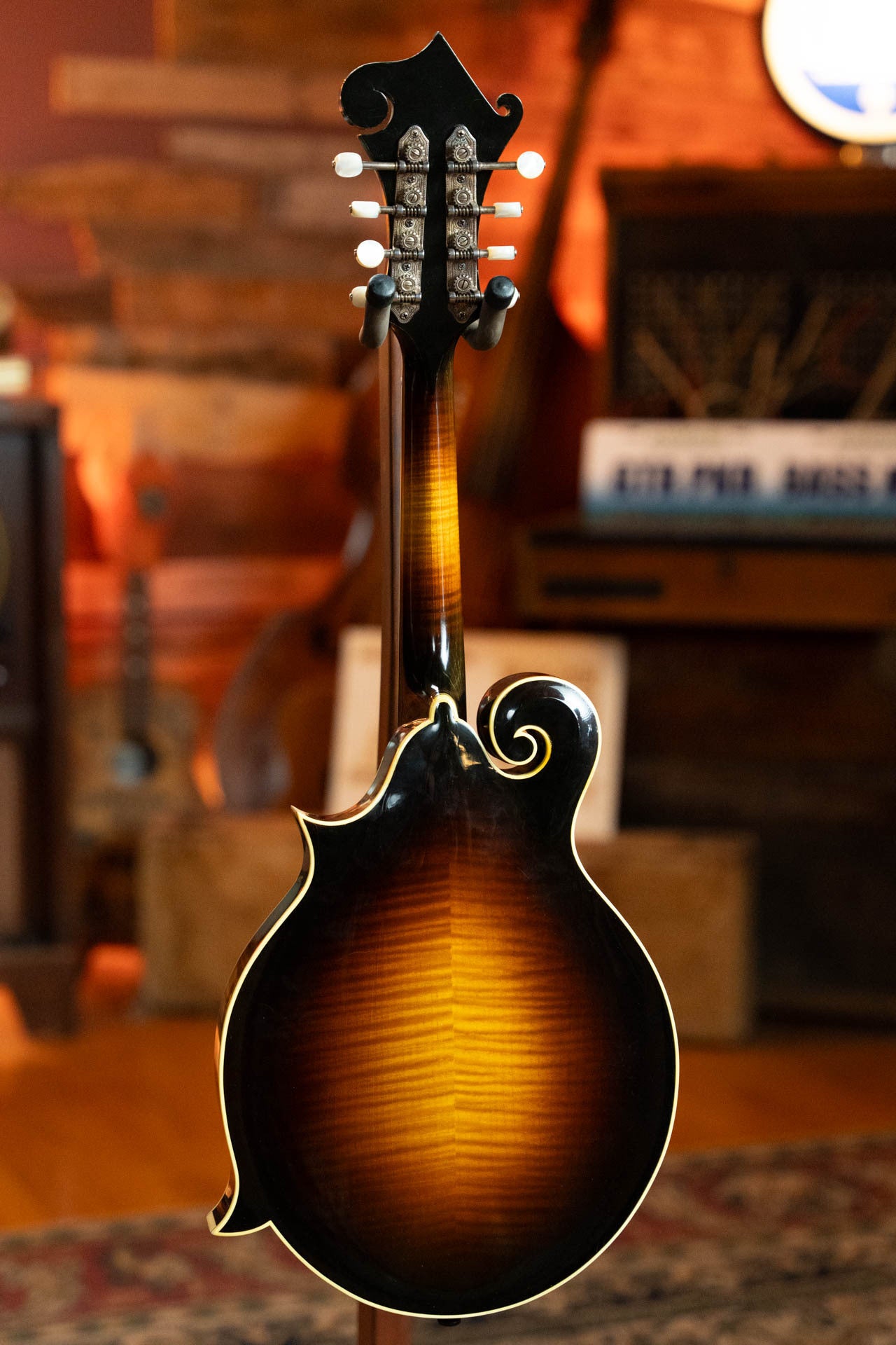 (Used) October 1993 Gibson Certified Authentic Bill Monroe F-Style Mandolin