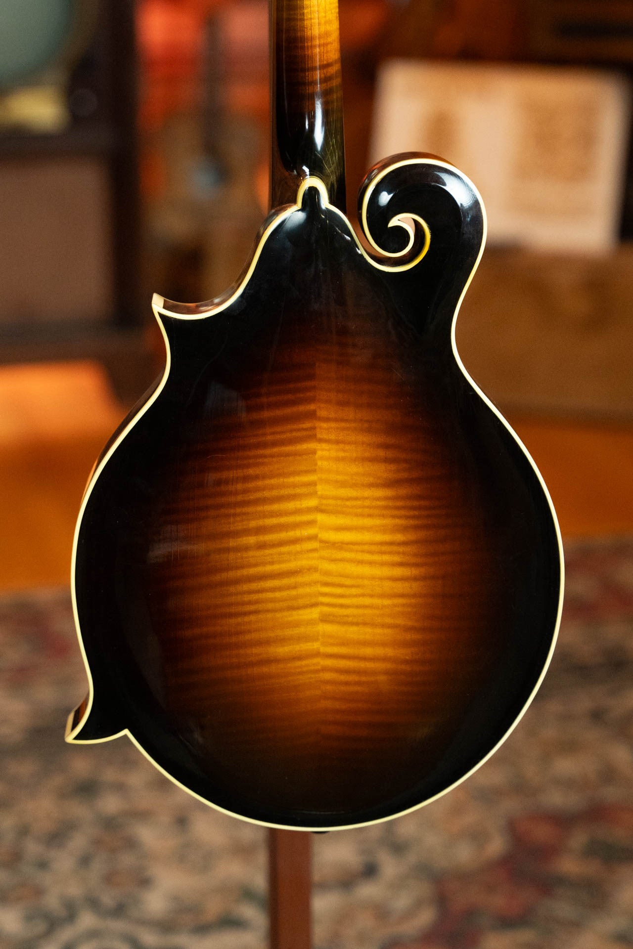 (Used) October 1993 Gibson Certified Authentic Bill Monroe F-Style Mandolin