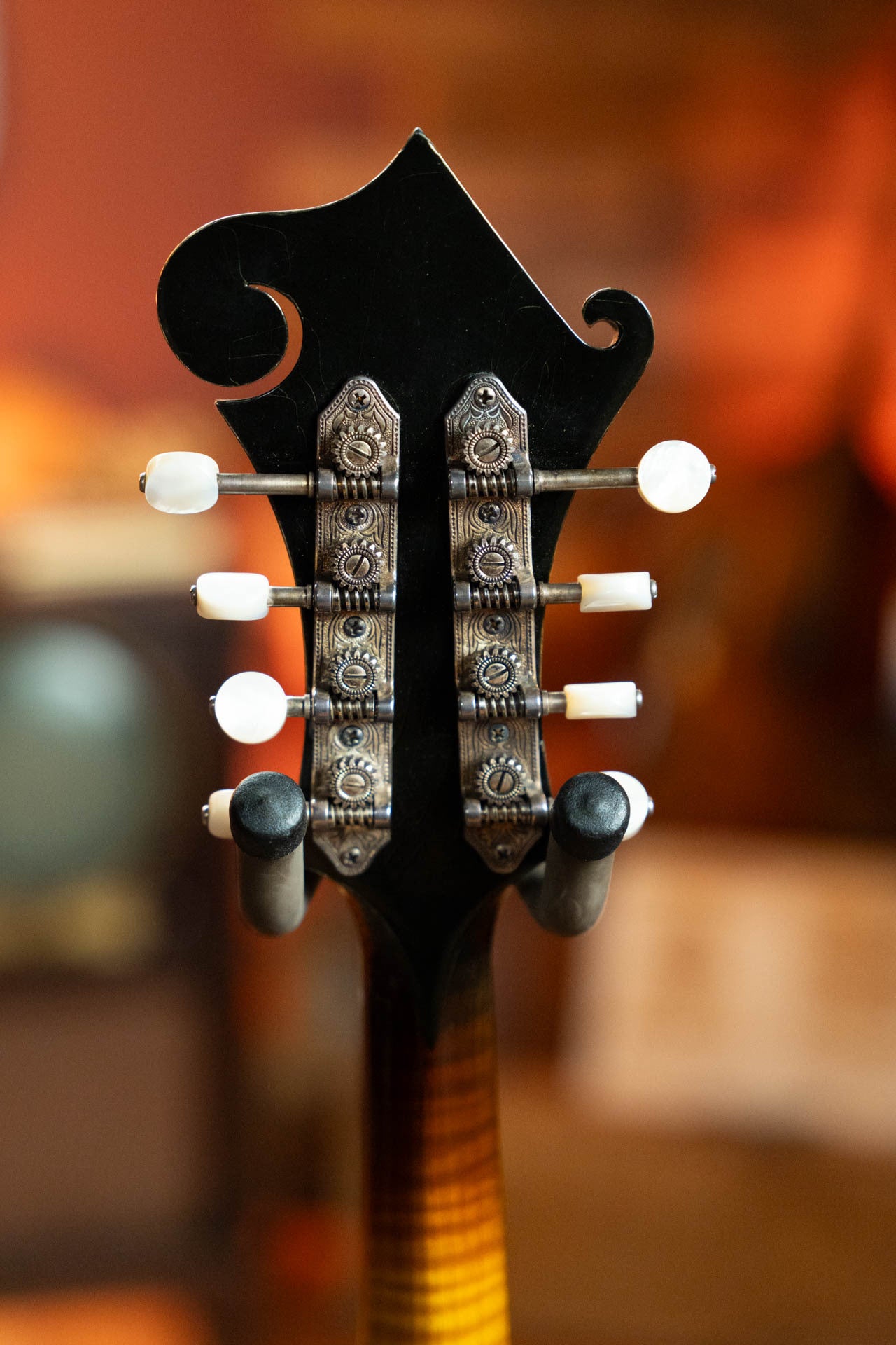 (Used) October 1993 Gibson Certified Authentic Bill Monroe F-Style Mandolin