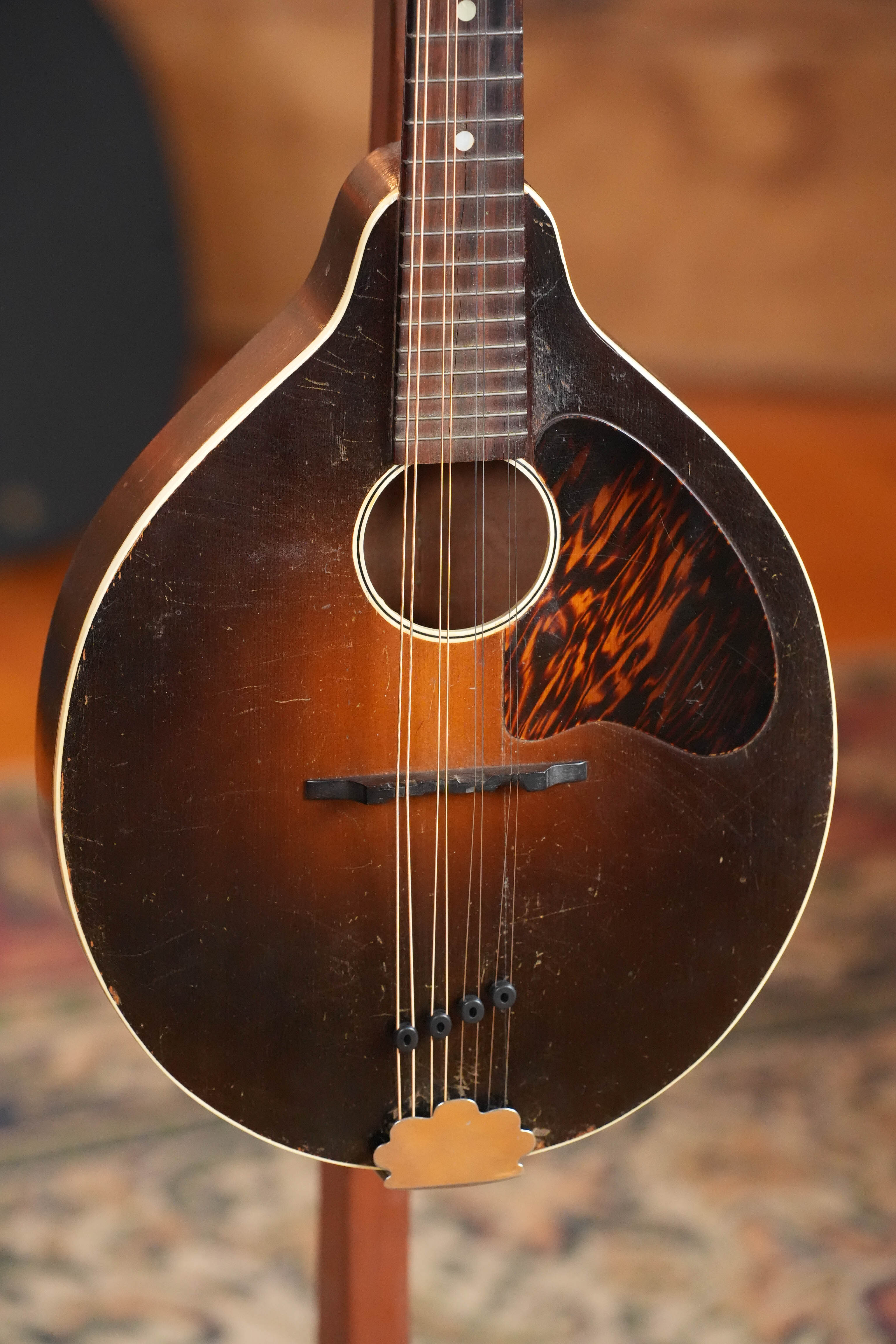 (Used) Vintage 1930s Kalamazoo (Gibson-Made) KM-11 Spruce/Mahogany Dark Sunburst Flat-Top Mandolin #658