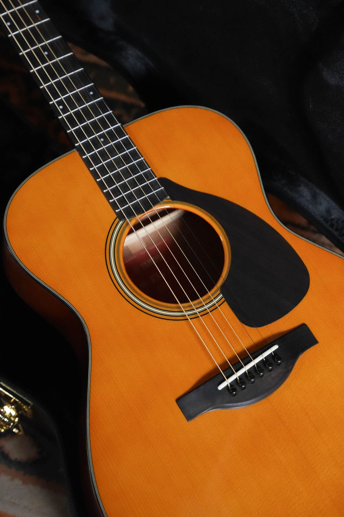 Yamaha FS5 GL Gloss Concert Acoustic Guitar #421A