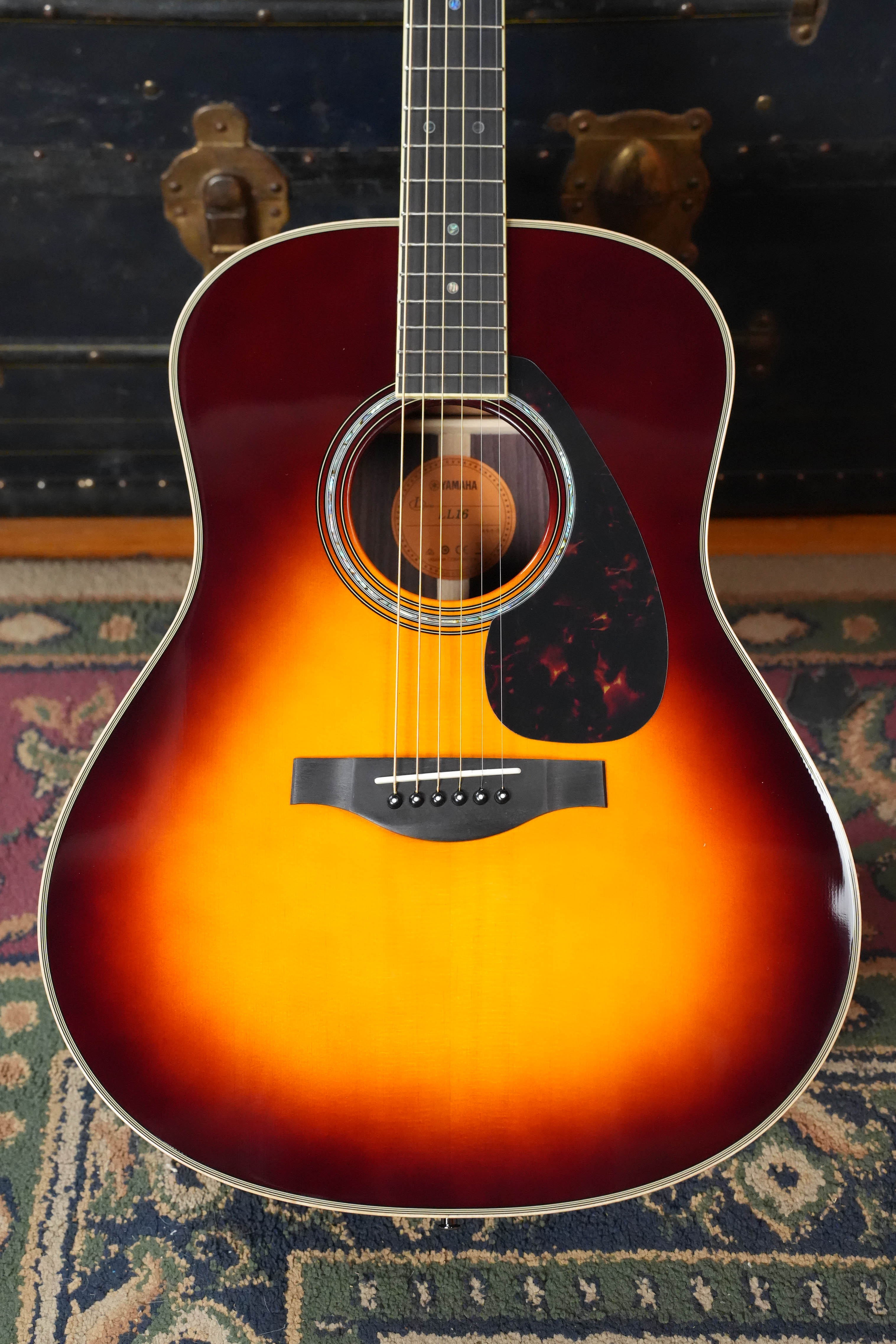 Yamaha LL16BSHB Spruce/Rosewood Brown Sunburst Dreadnought Guitar w/Pickup #0738