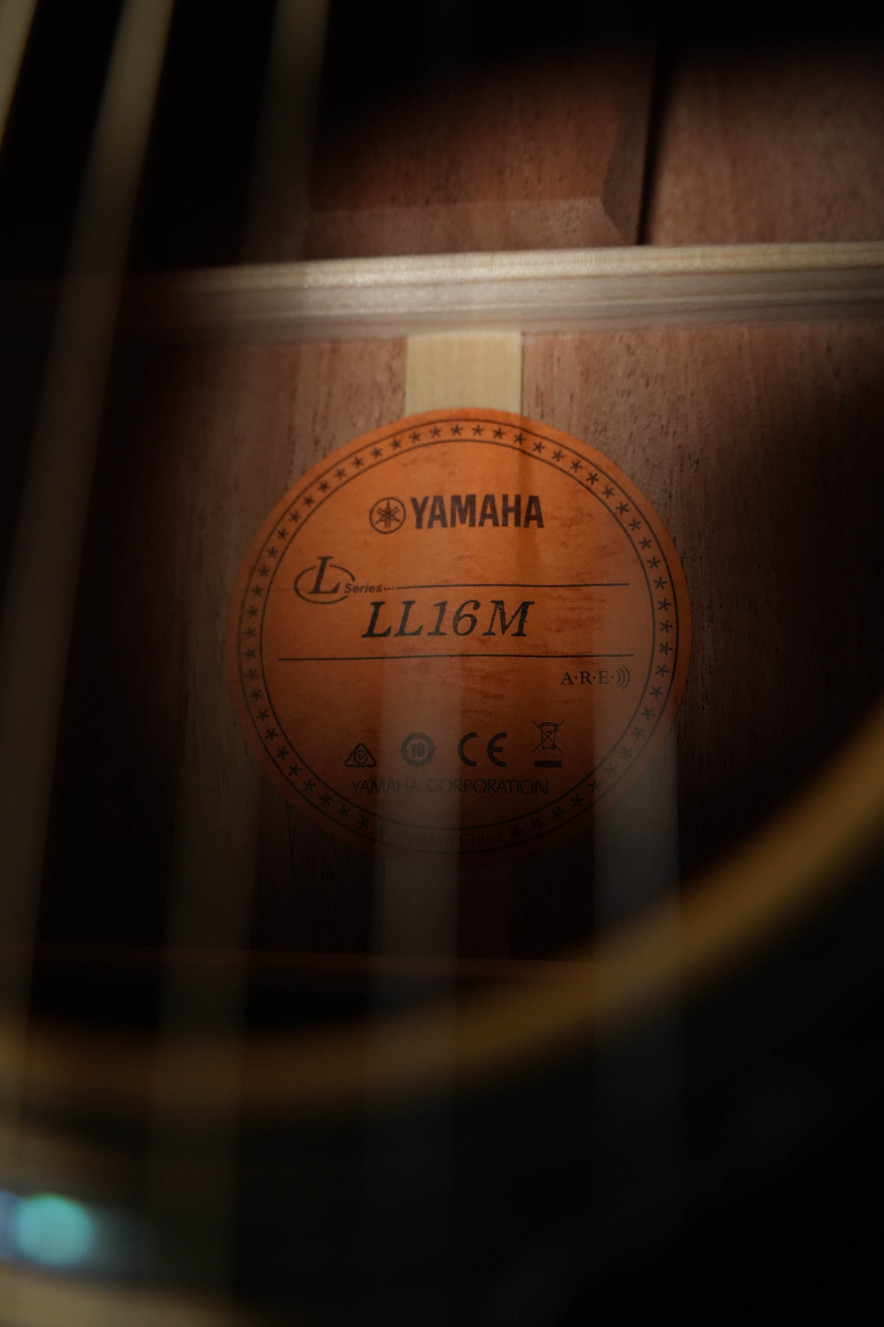 Yamaha LL16M ARE Engelmann/Mahogany Original Jumbo Acoustic Guitar w/ SRT Zero Impact Pickup #0645