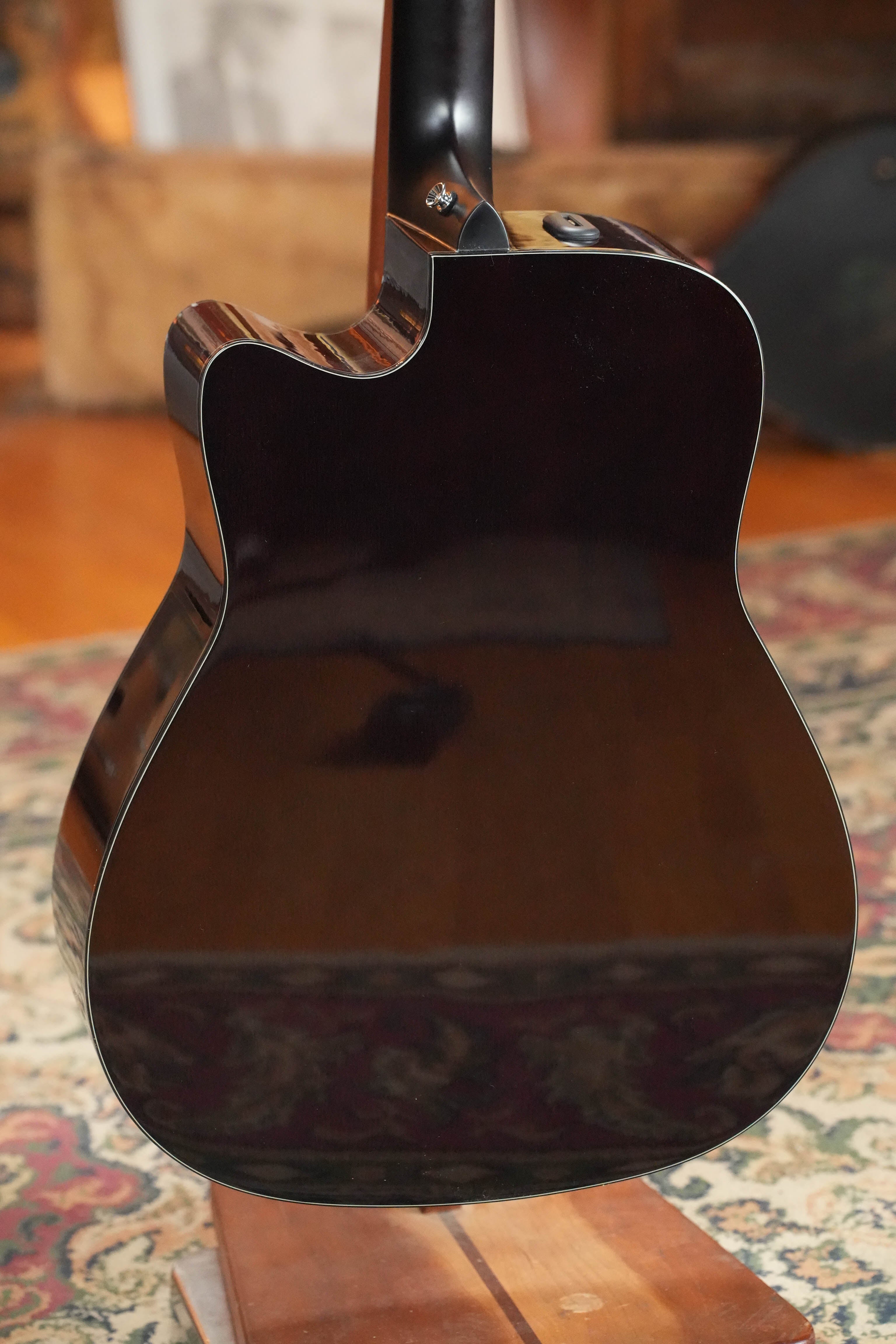 Yamaha TAG1 C Natural Finish Dreadnought Cutaway Acoustic-Electric Guitar #0718