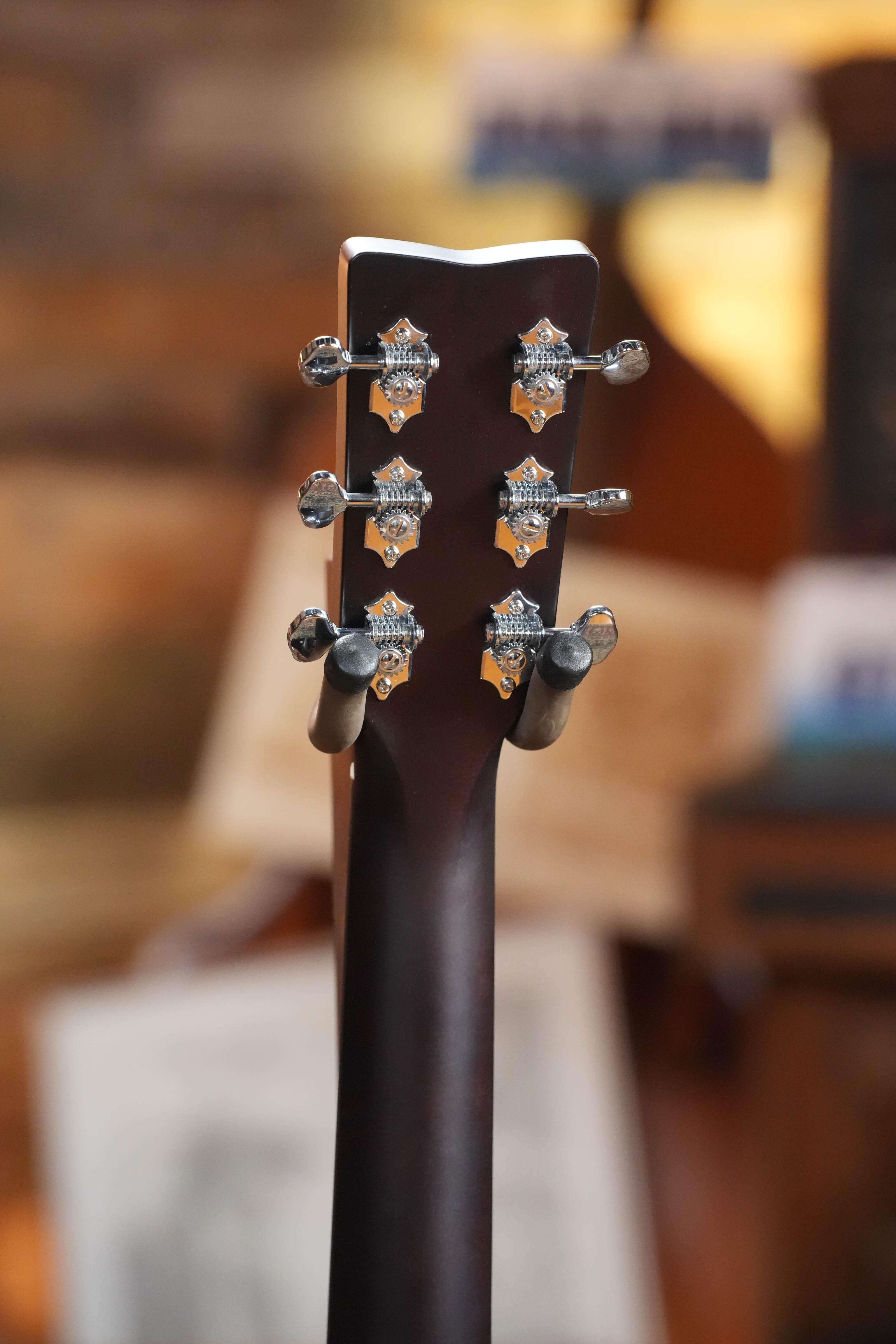 Yamaha TAG1 C Sitka/Mahogany Sandburst Dreadnought Transacoustic Guitar w/Cutaway #0610