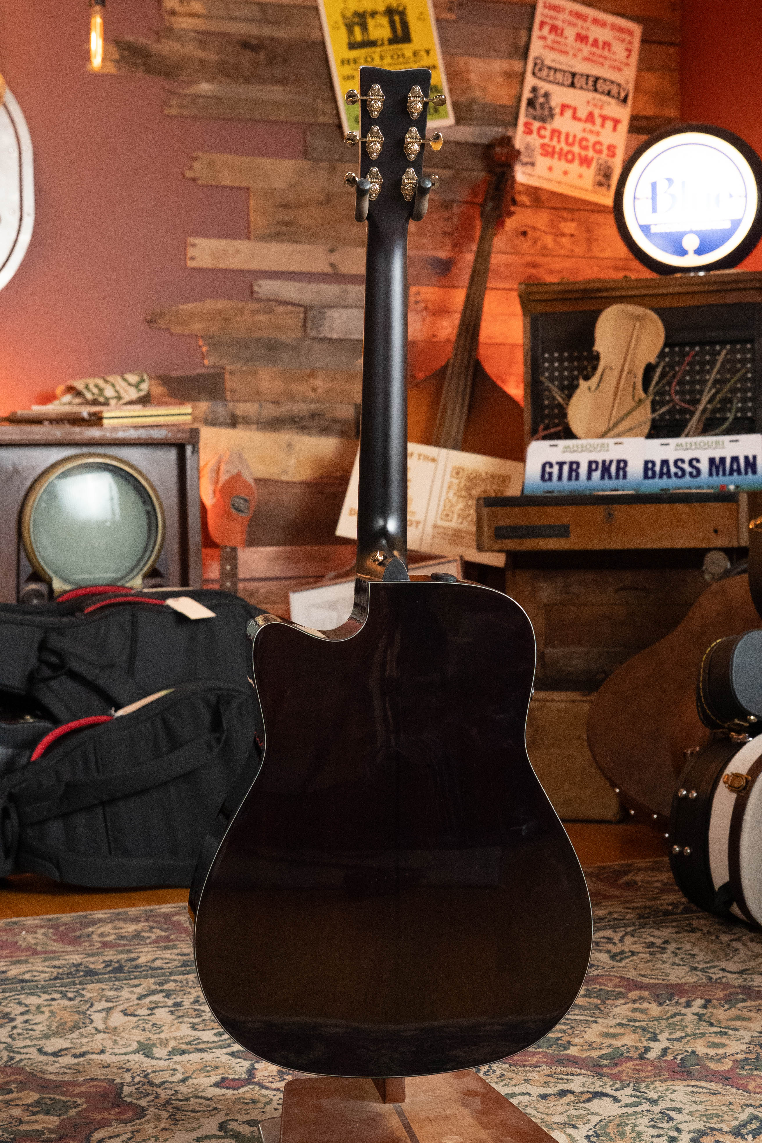 Yamaha TAG3C-SDB Sitka/Mahogany Sandburst Dreadnought Guitar w/the NEWEST TransAcoustic System #0403