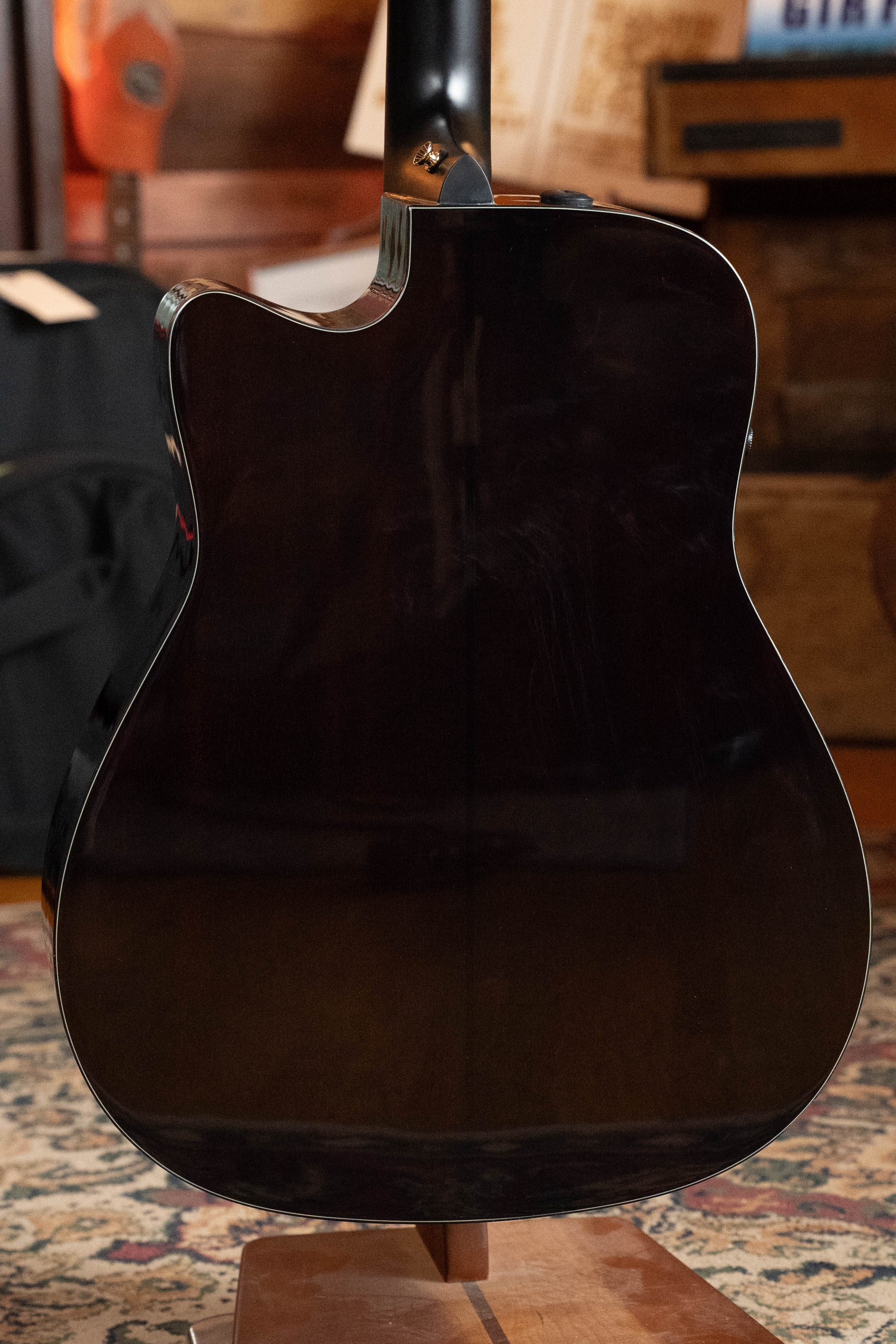 Yamaha TAG3C-SDB Sitka/Mahogany Sandburst Dreadnought Guitar w/the NEWEST TransAcoustic System #0403