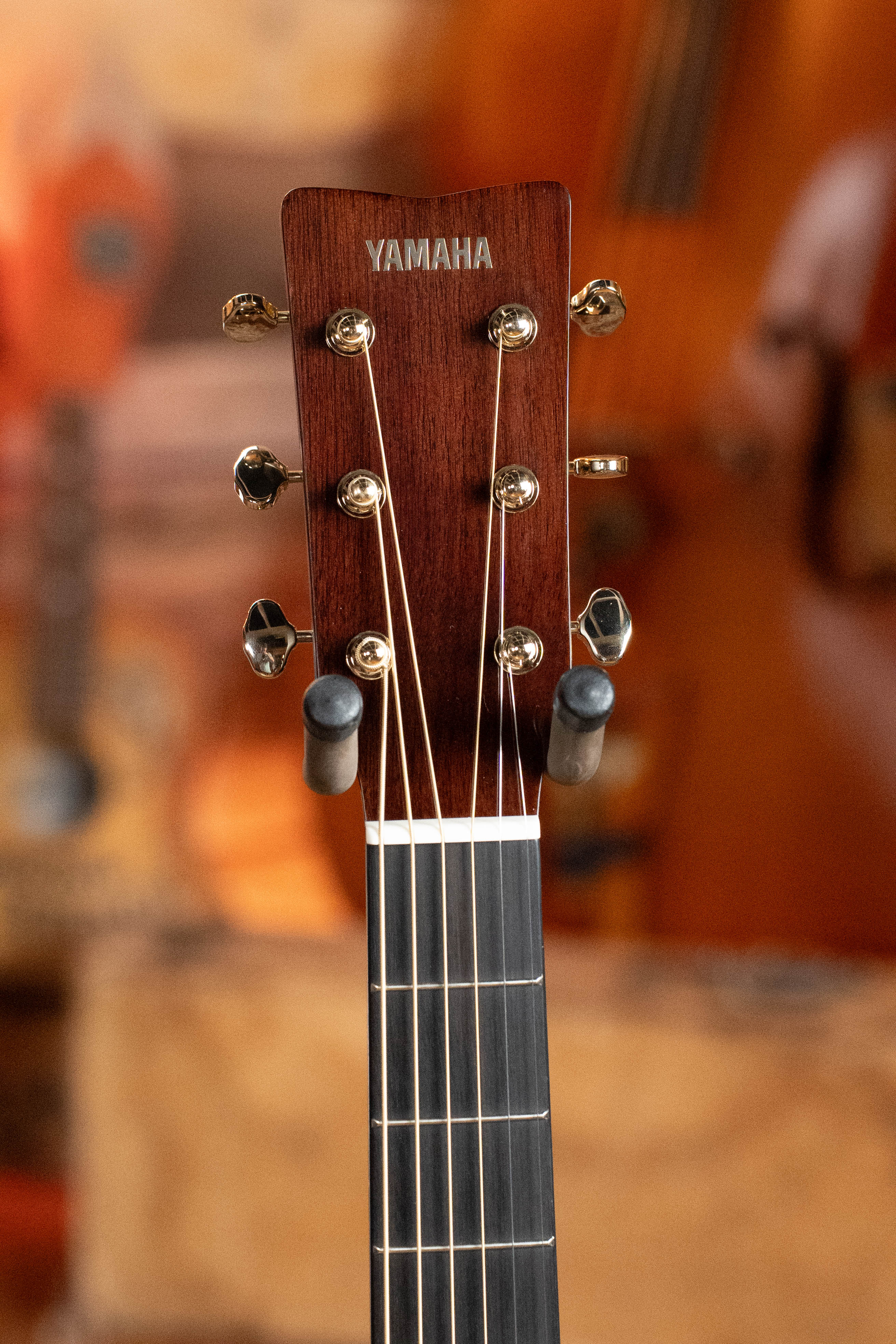 Yamaha TAG3C-SDB Sitka/Mahogany Sandburst Dreadnought Guitar w/the NEWEST TransAcoustic System #0458