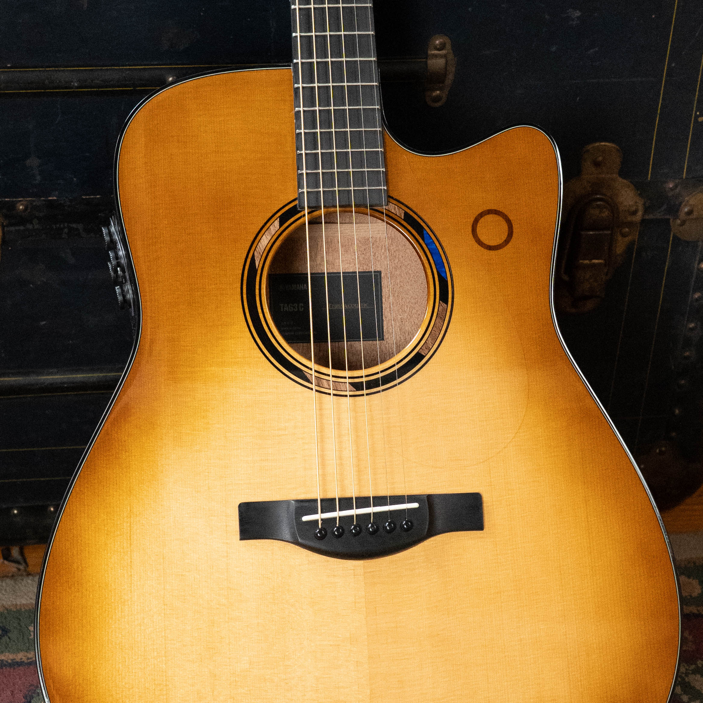 Yamaha TAG3C-SDB Sitka/Mahogany Sandburst Dreadnought Guitar w/the NEWEST TransAcoustic System #0760