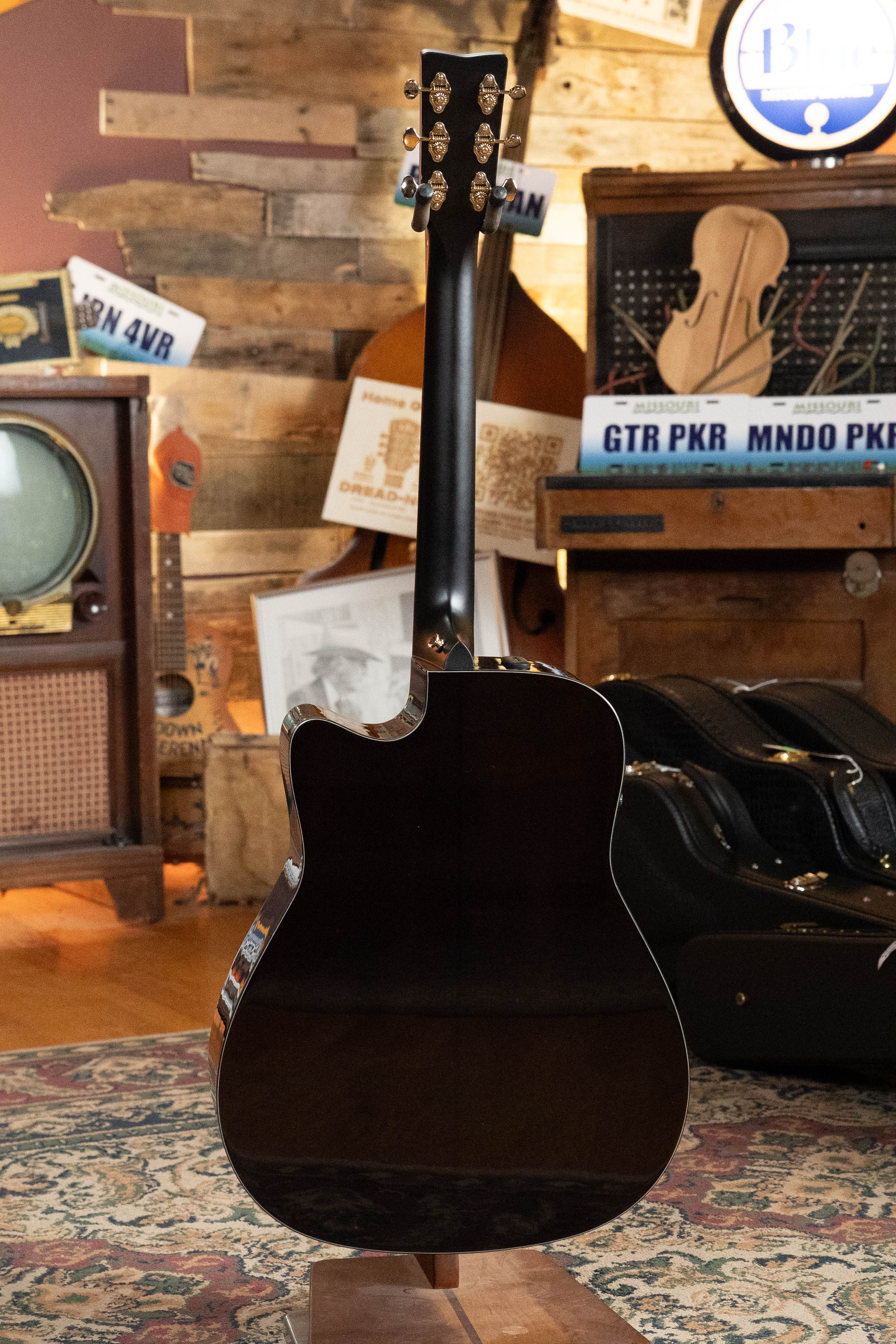 Yamaha TAG3C-SDB Sitka/Mahogany Sandburst Dreadnought Guitar w/the NEWEST TransAcoustic System #0760