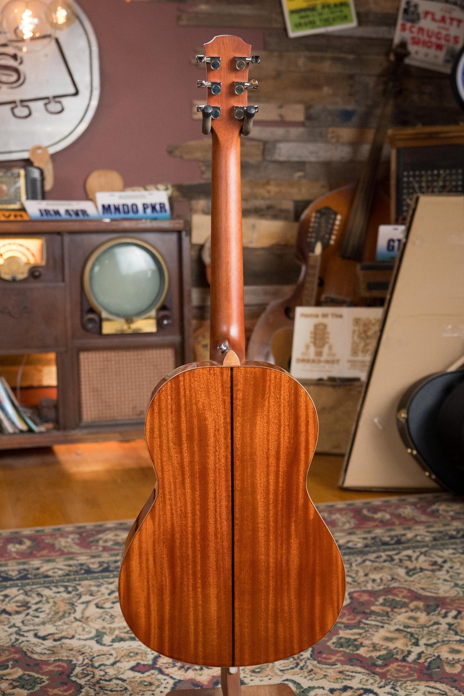 Yamaha CSF3M VN Sitka/Mahogany Vintage Natural Parlor Guitar w/Passive SRT Piezo System #1043