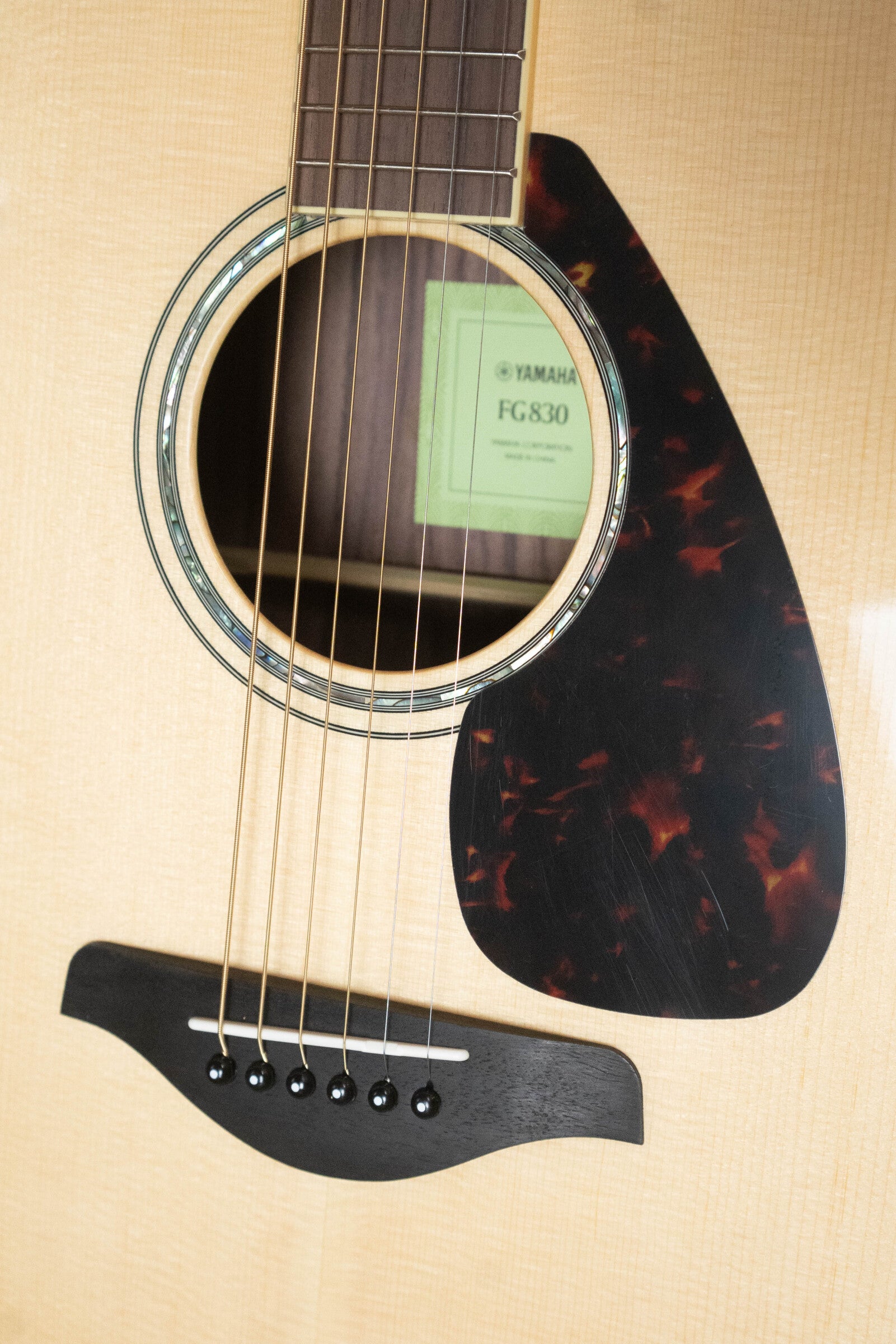 Yamaha FG830 Spruce/Laminate Rosewood Natural Dreadnought Acoustic Guitar #0600