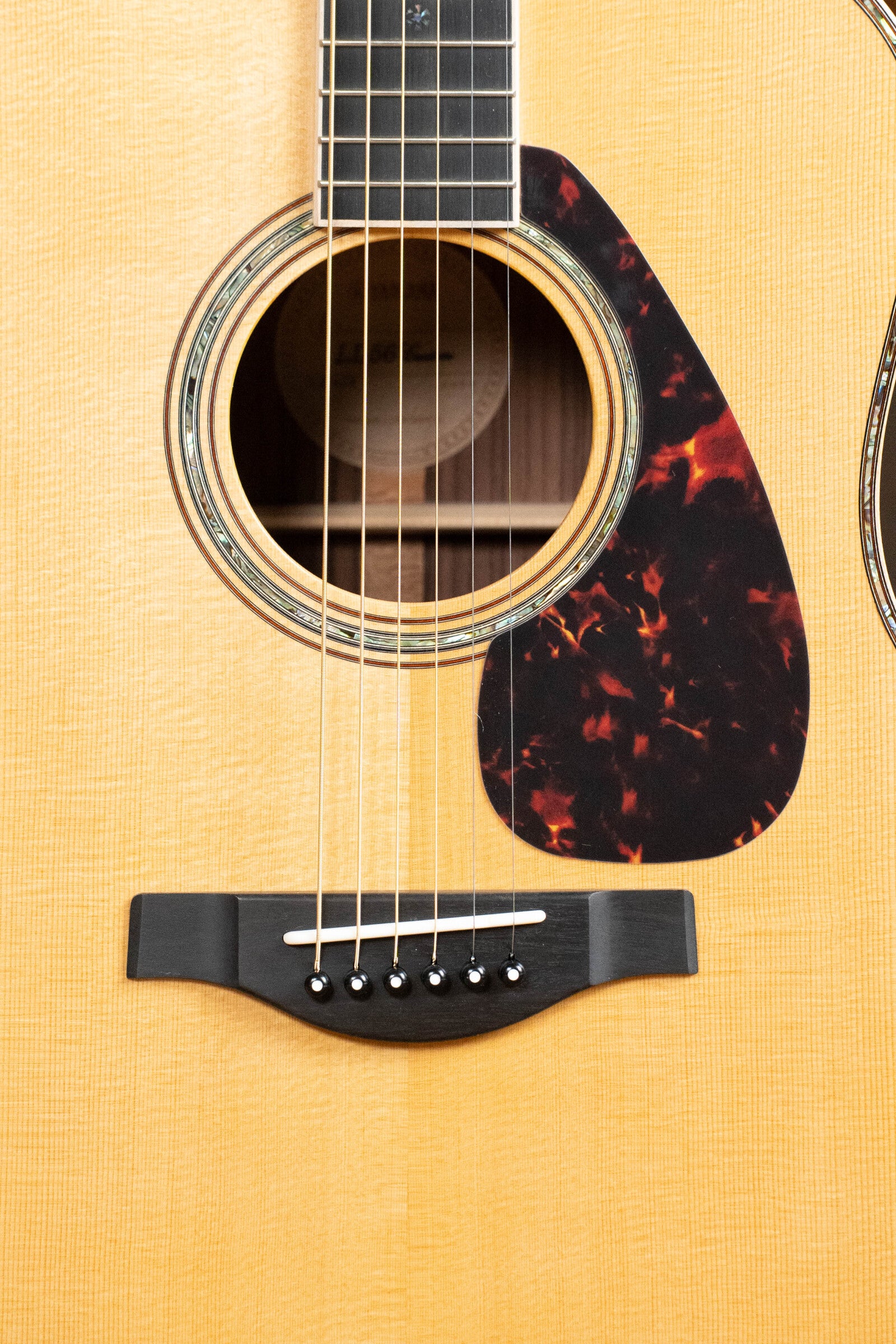 Yamaha LL56 A.R.E Engelmann Spruce/Indian Rosewood Slope Shoulder Dreadnought Acoustic Guitar #101A