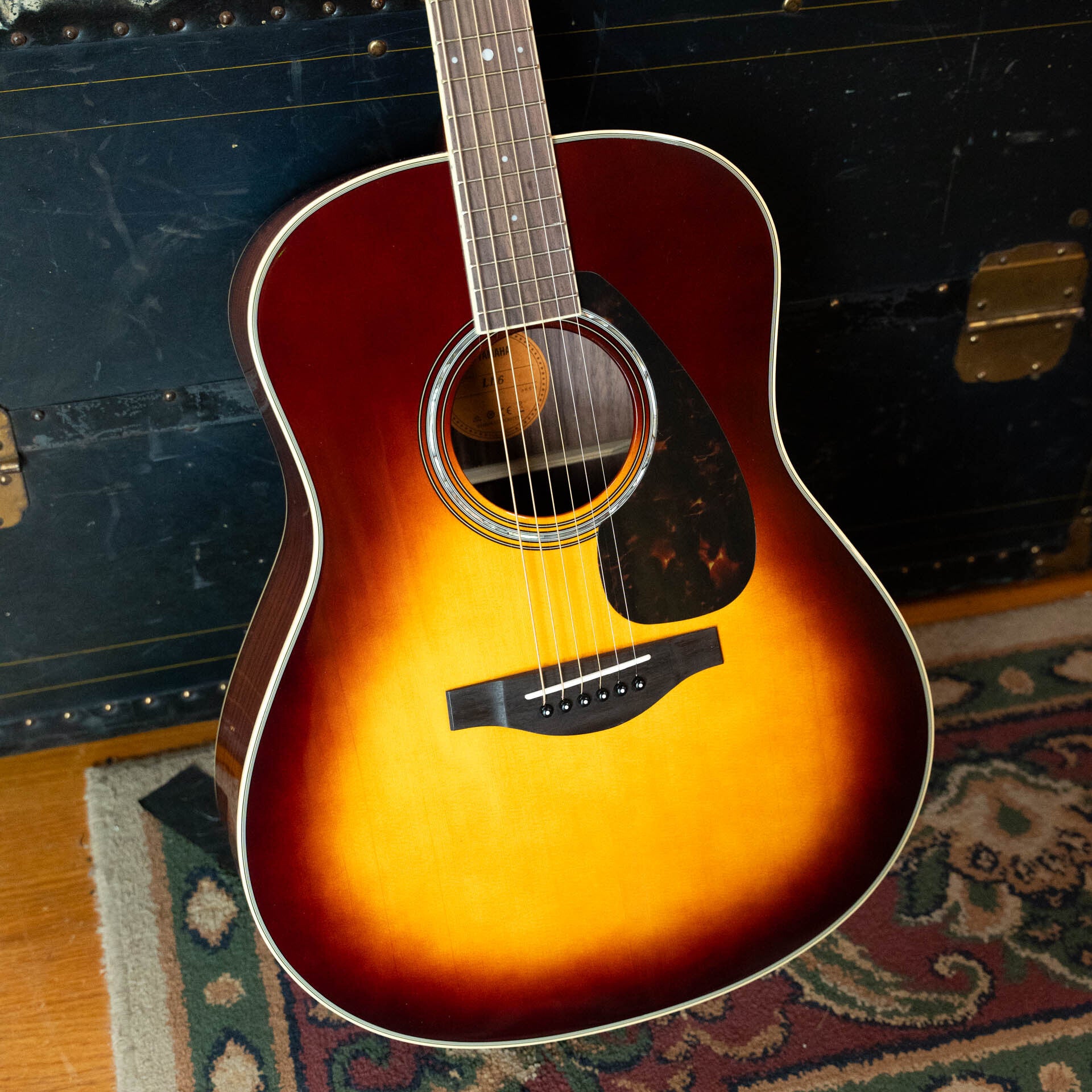 Yamaha LL6 Brown Sunburst ARE Engelmann/Rosewood Dreadnought Guitar w/SRT Piezo Pickup #0452