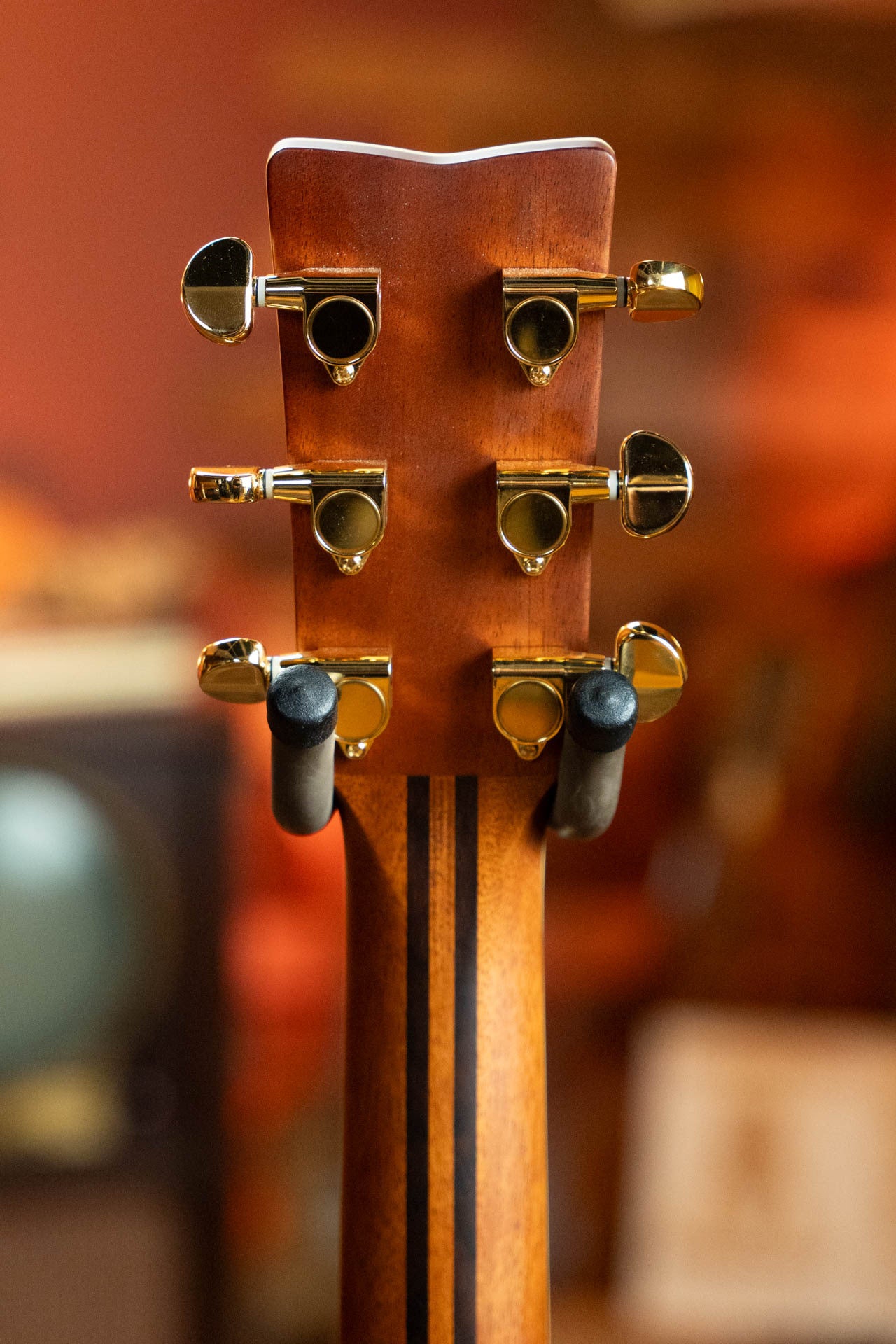 Yamaha LL6 Brown Sunburst ARE Engelmann/Rosewood Dreadnought Guitar w/SRT Piezo Pickup #0452
