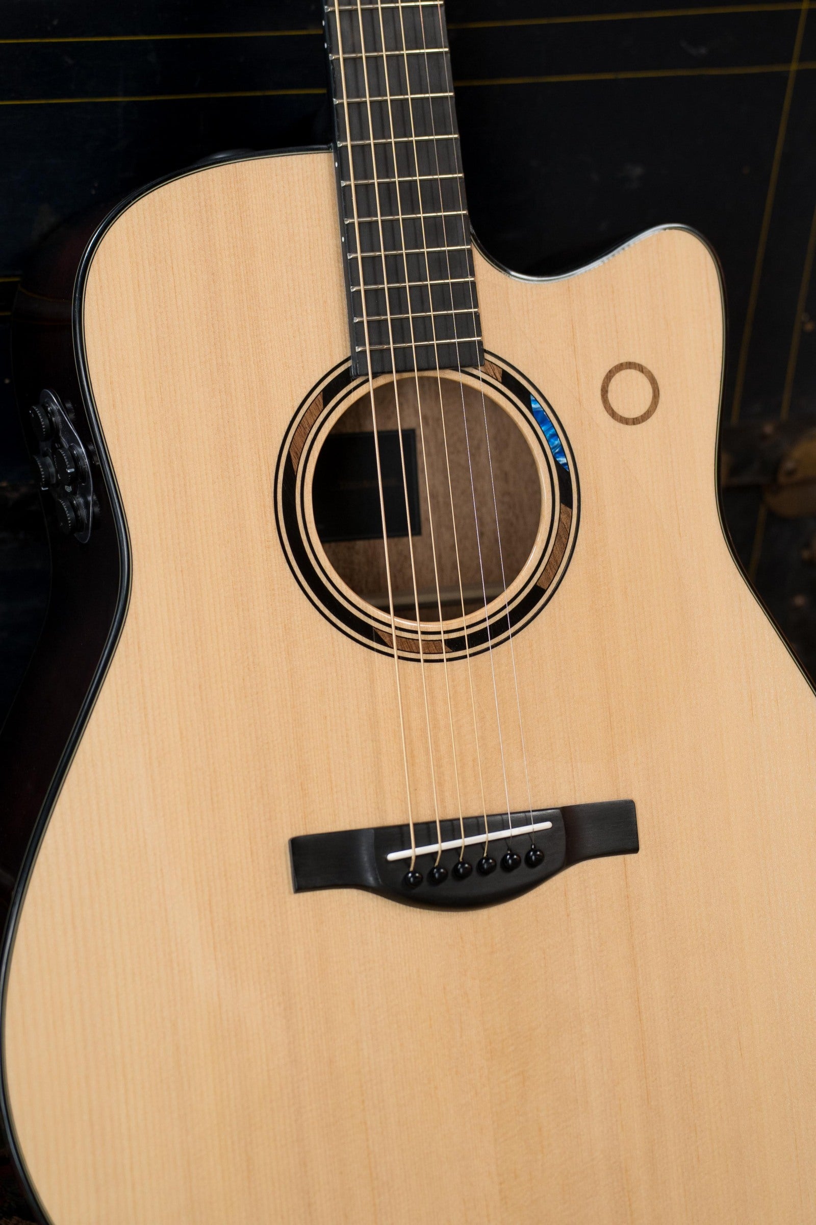 Yamaha TAG3C-NT Sitka/Mahogany Natural Dreadnought Guitar w/the NEWEST TransAcoustic System #0421